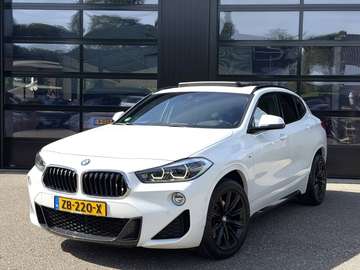 SDrive18i M-Sport Shadowline Pano Headup NL Auto!