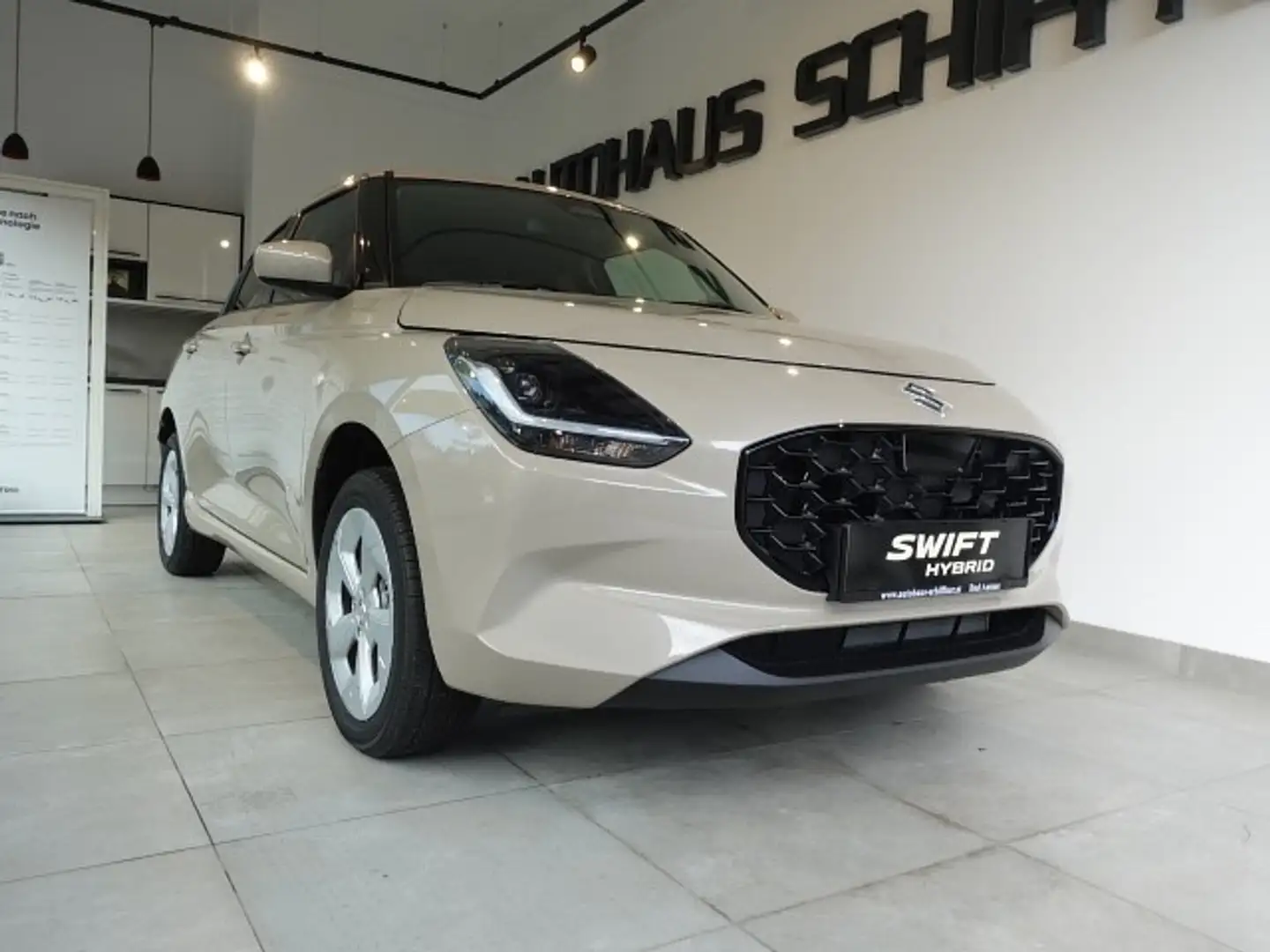 Suzuki Swift 1,2 Hybrid Allgrip Shine Beige - 2