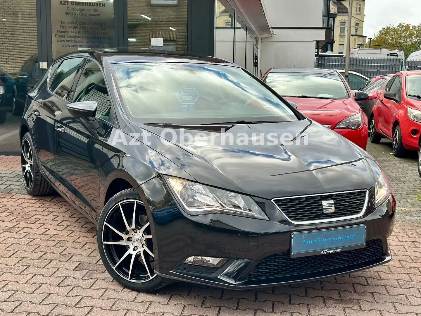 SEAT Leon 1.2 TSI Style*TÜV NEU*ALU*START/STOPP* Schwarz - 1