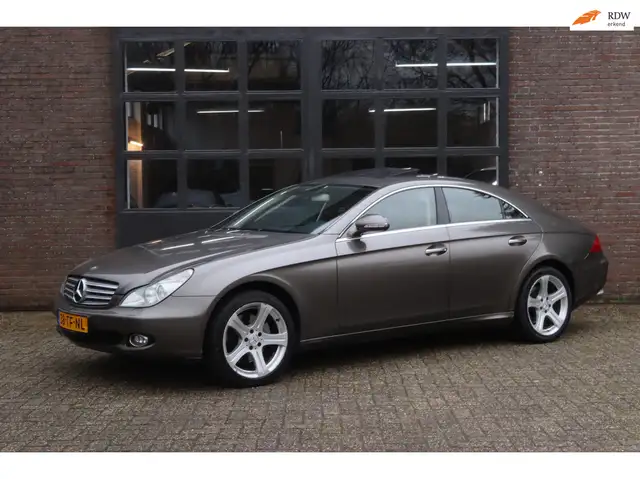 Mercedes-Benz CLS 500 Pano-PDC-AUT-APK 5/26