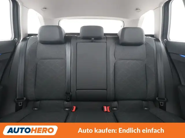 Volkswagen Golf view 15