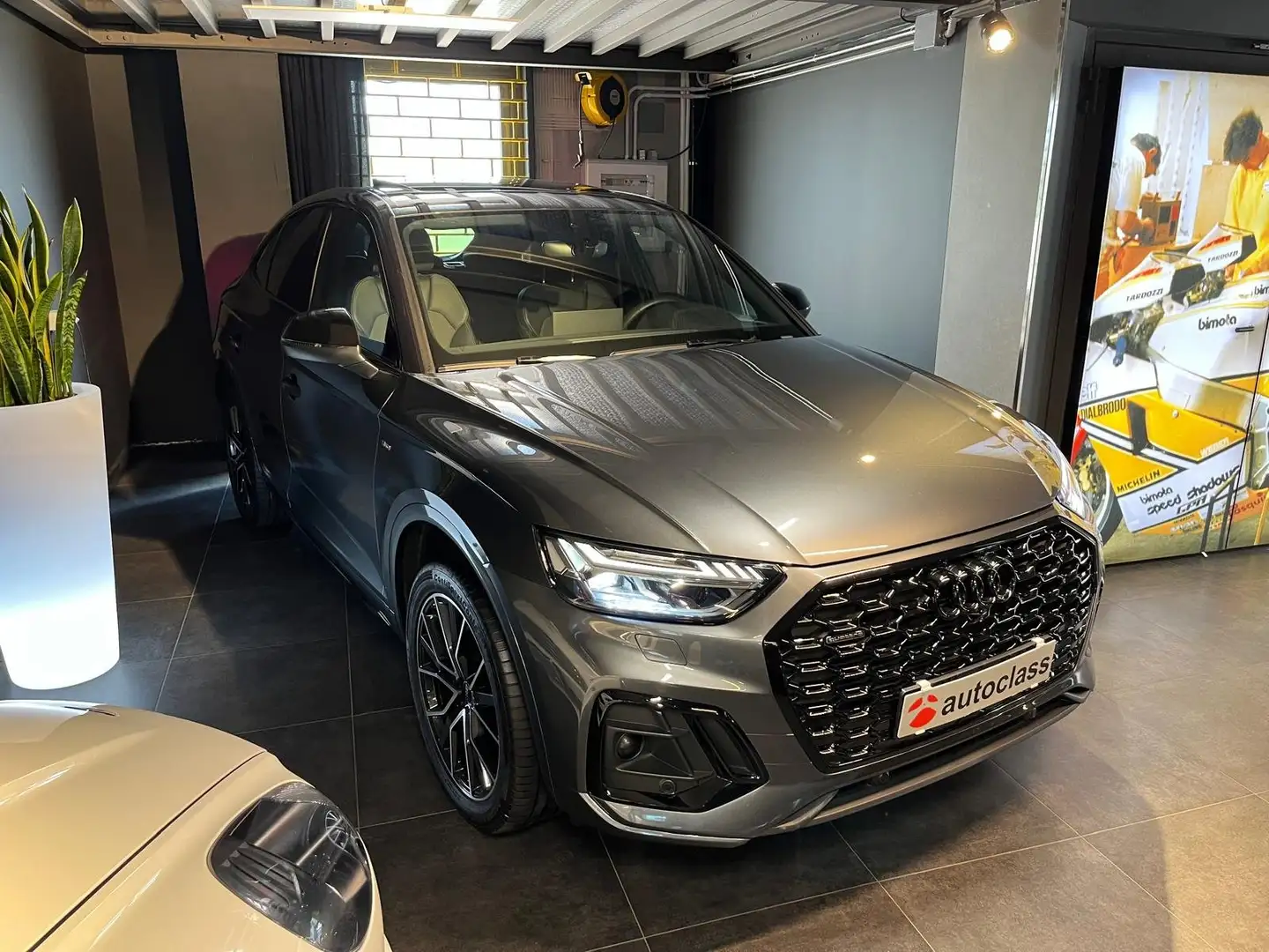 Audi Q5 Sportback 40 2.0 tdi mhev 12V S line Plus-Quattro! Gris - 1