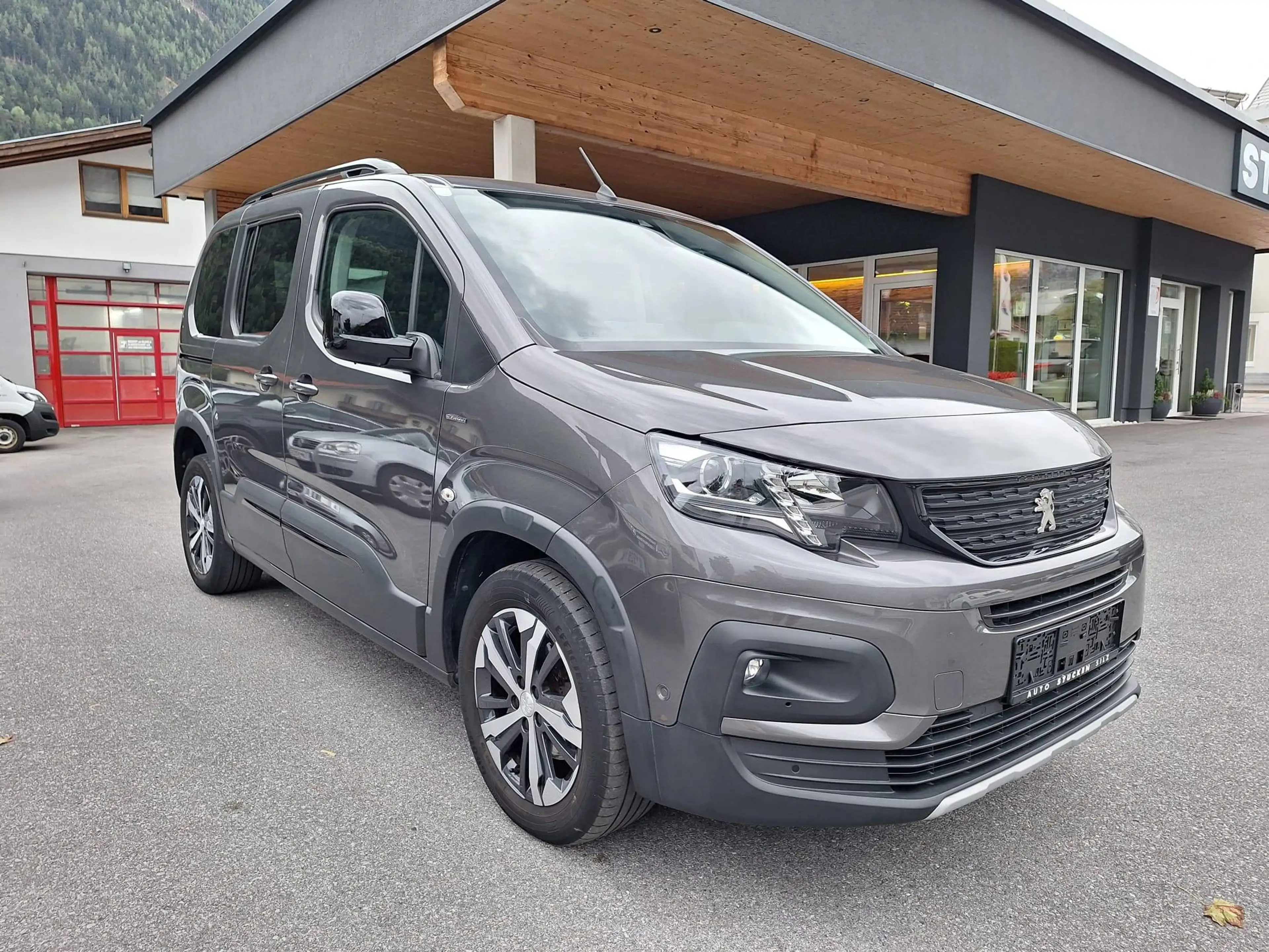 Peugeot Rifter Rifter 1,5 BlueHDI 130 S / GT Line — photo 5