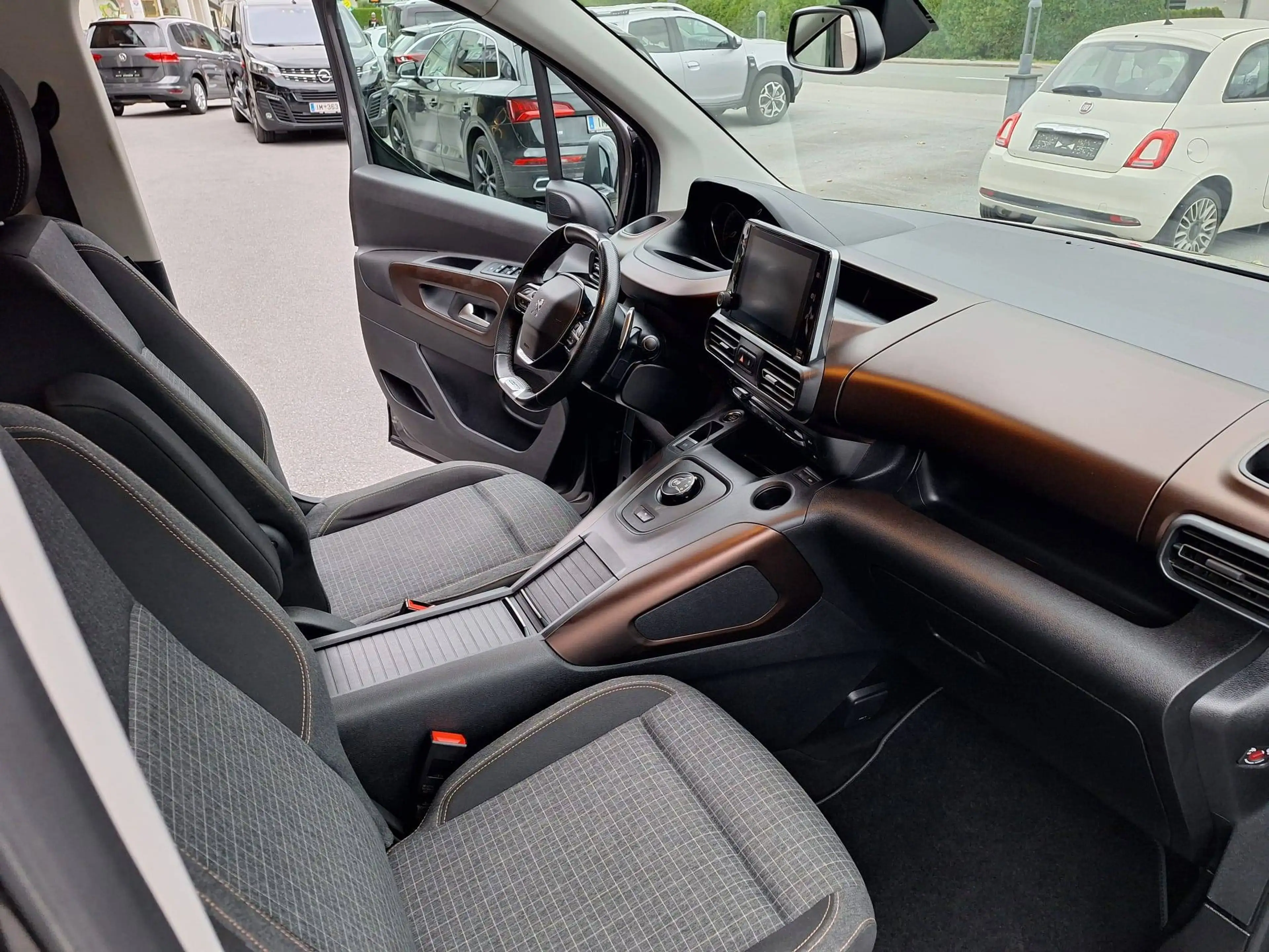 Peugeot Rifter Rifter 1,5 BlueHDI 130 S / GT Line — photo 9