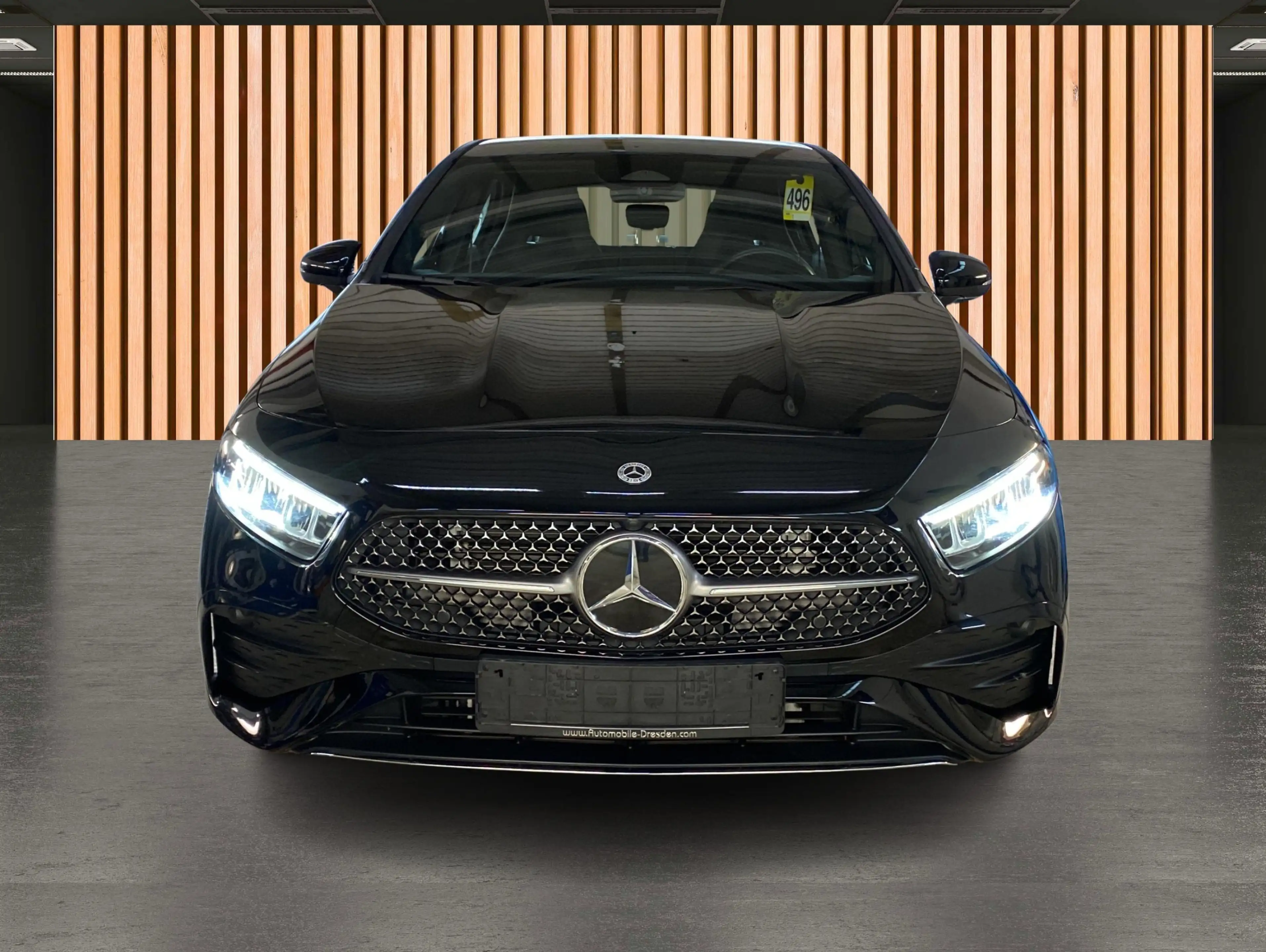 Mercedes-Benz A 180 AMG Line 7G Tronic*Navi*DAB*KeyGo*MBUX* — photo 6