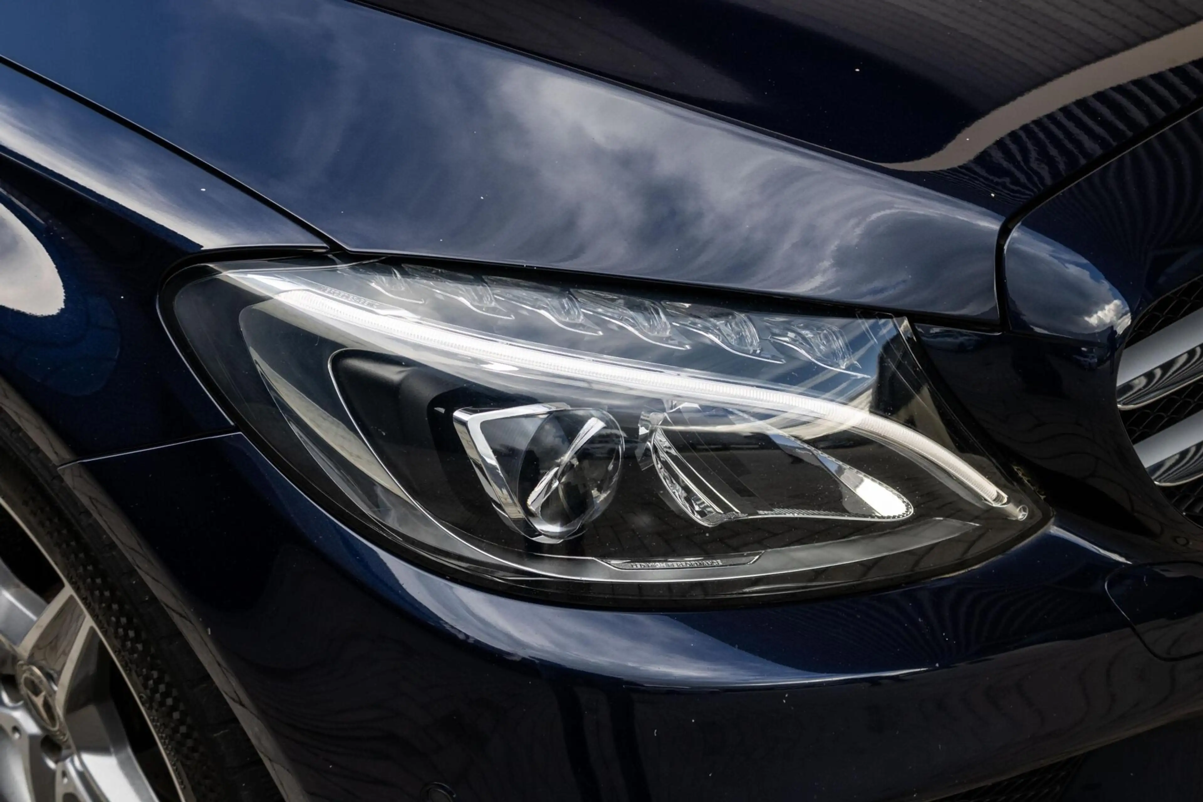 Mercedes-Benz C 180 Estate AMG Sport Edition — photo 12
