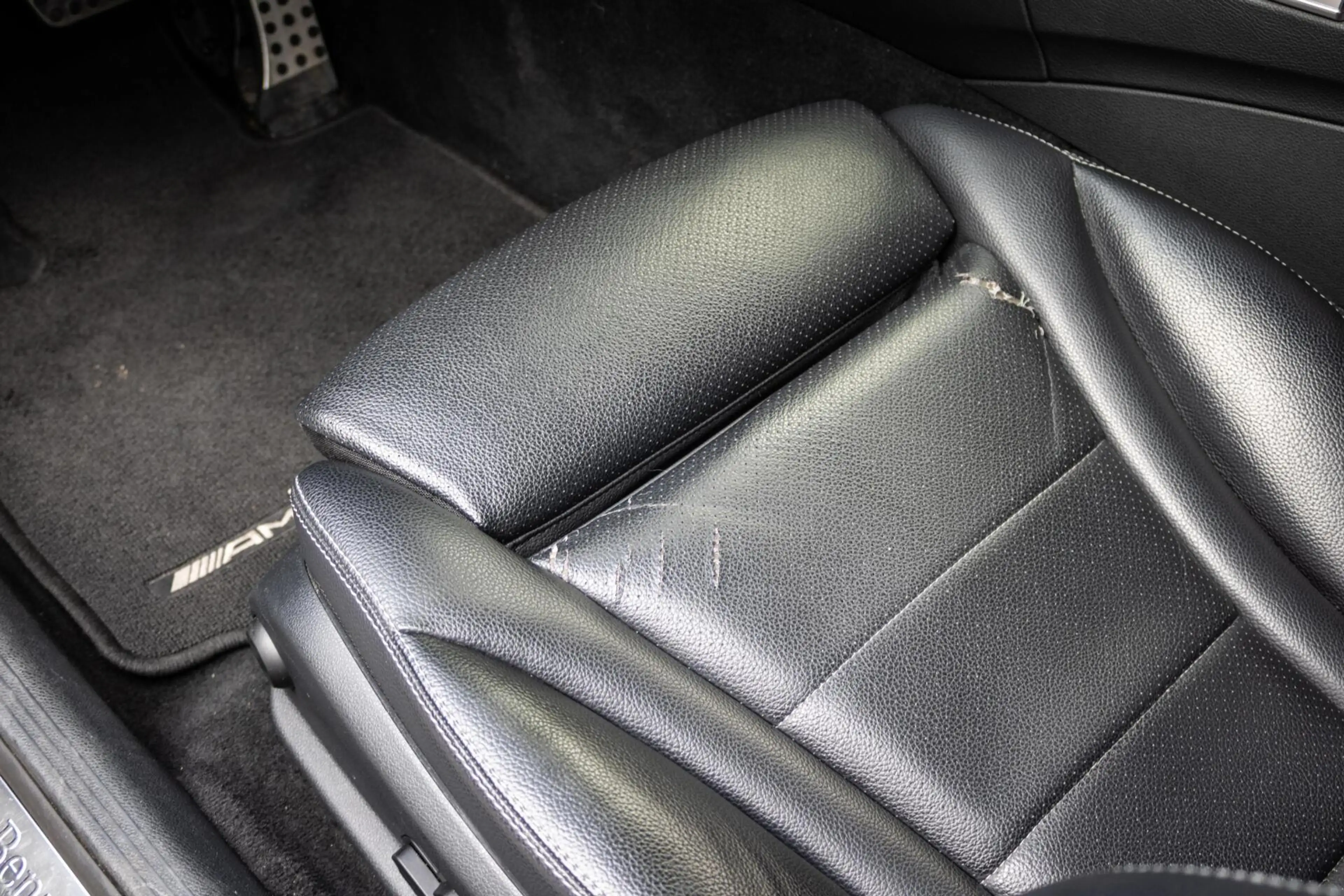 Mercedes-Benz C 180 Estate AMG Sport Edition — photo 24