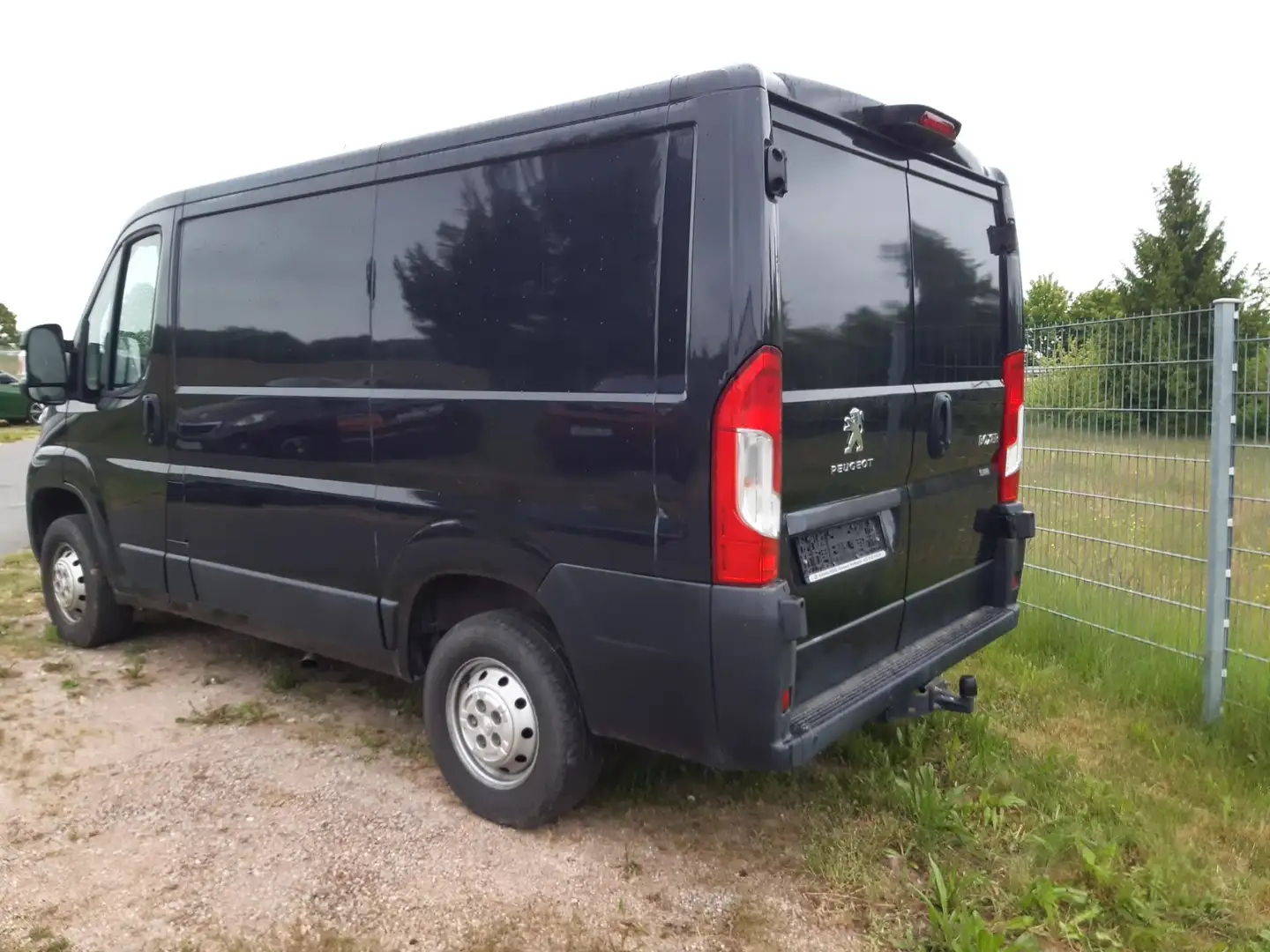 Peugeot Boxer 330 L1H1 HDI140 Gris - 2