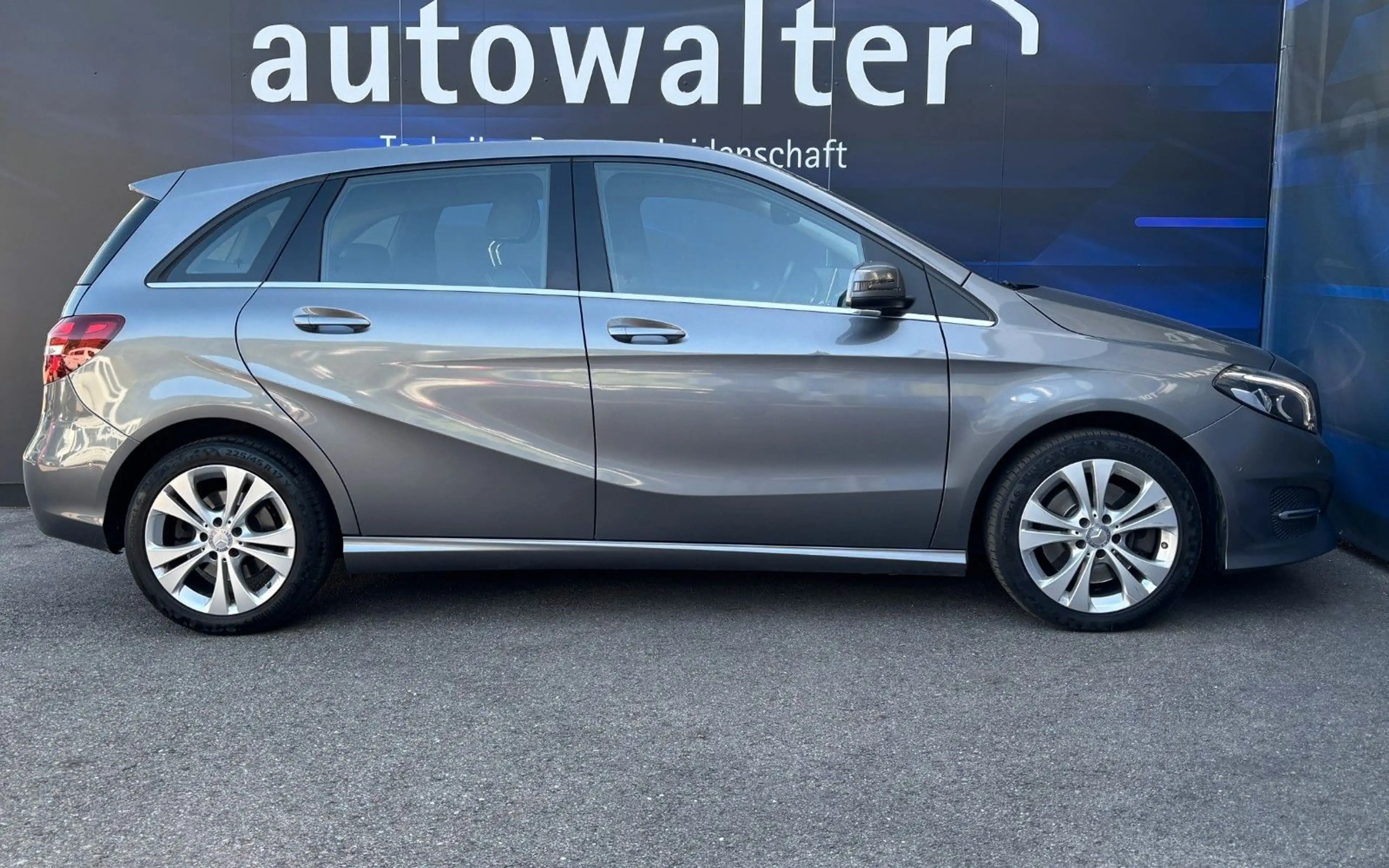 Mercedes-Benz B 250 AHK abnehmbar — photo 7
