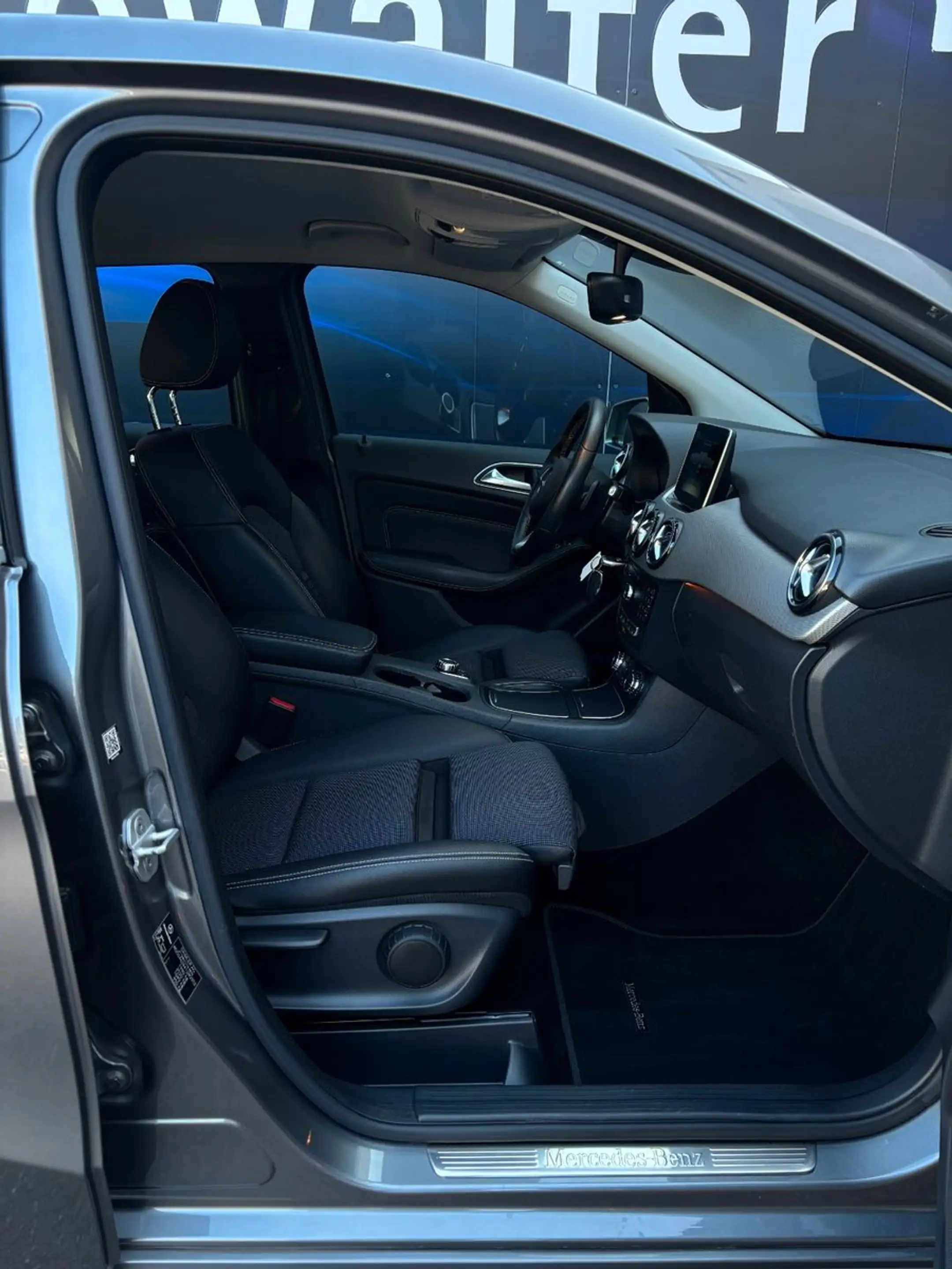 Mercedes-Benz B 250 AHK abnehmbar — photo 12