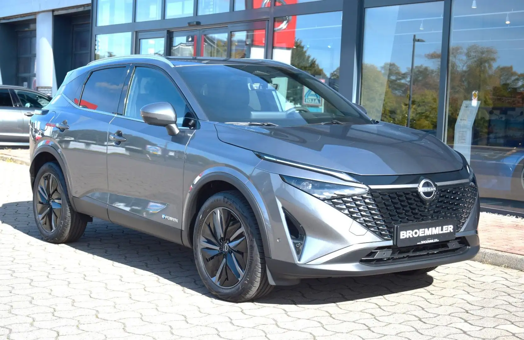 Nissan Qashqai e-Power Tekna Navi SH Kamera Leder Grau - 2