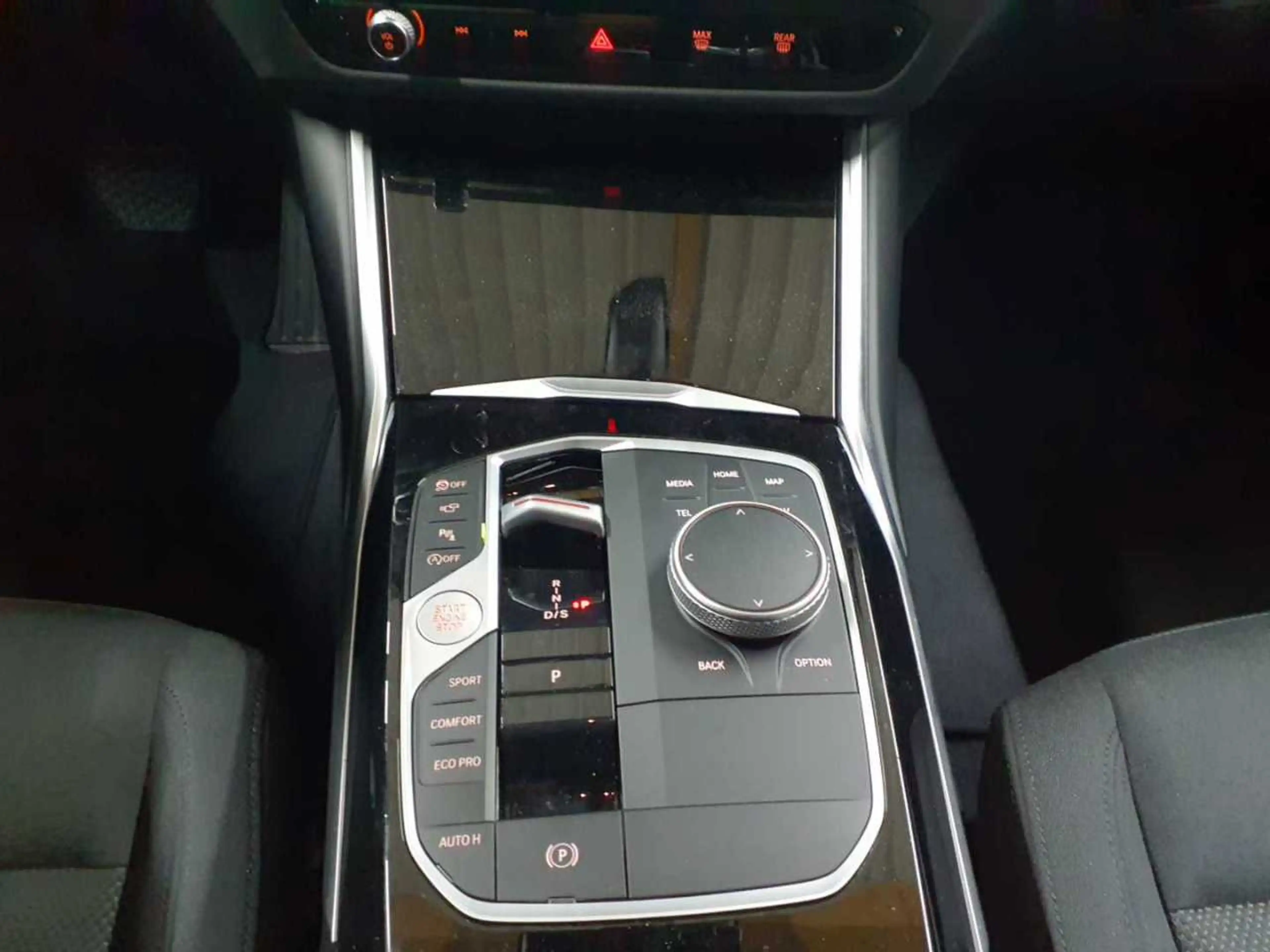 BMW 318 318i Touring Aut. AHK NAVI LED PDC KAM SHZ — photo 10