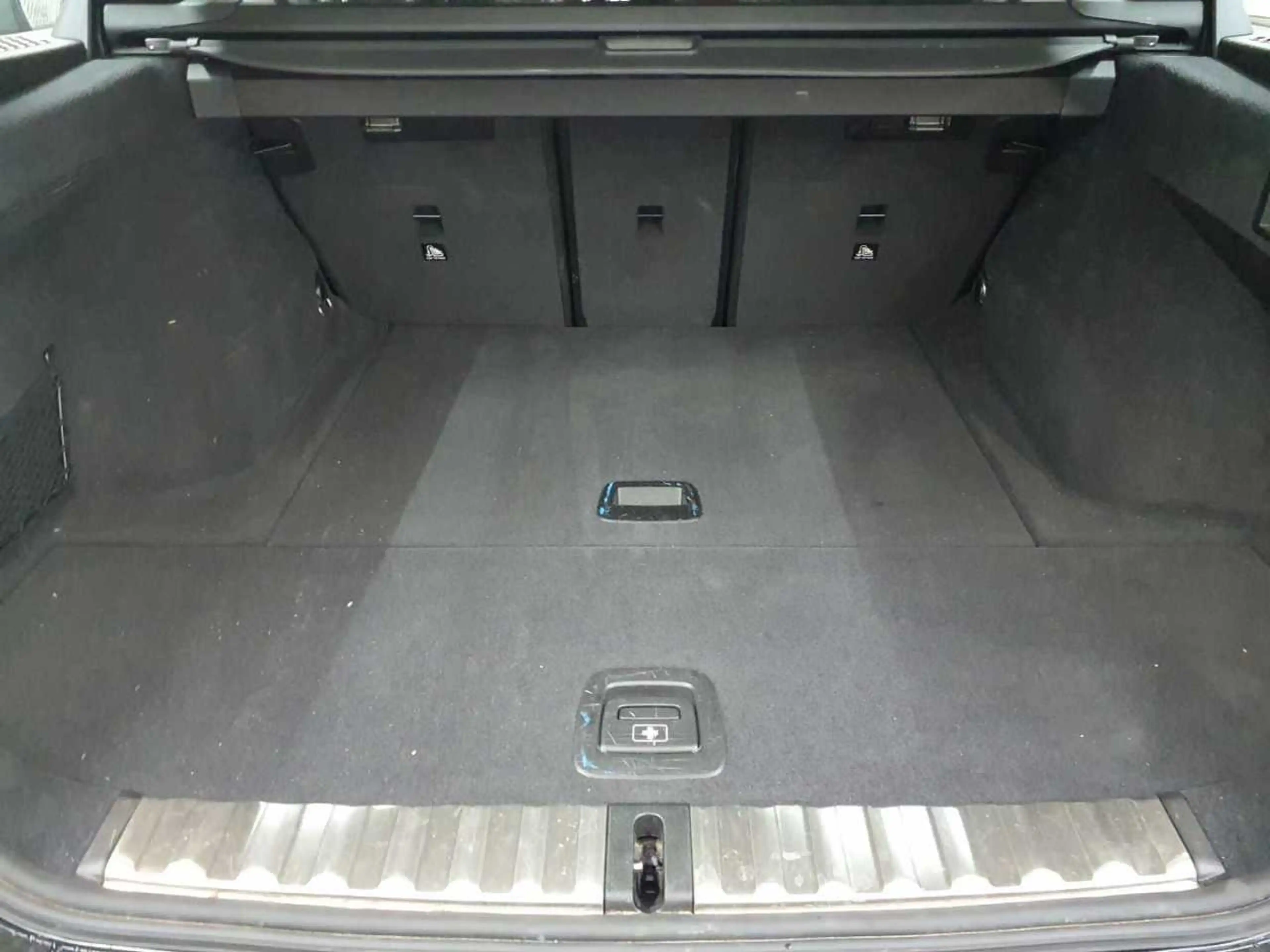 BMW 318 318i Touring Aut. AHK NAVI LED PDC KAM SHZ — photo 15