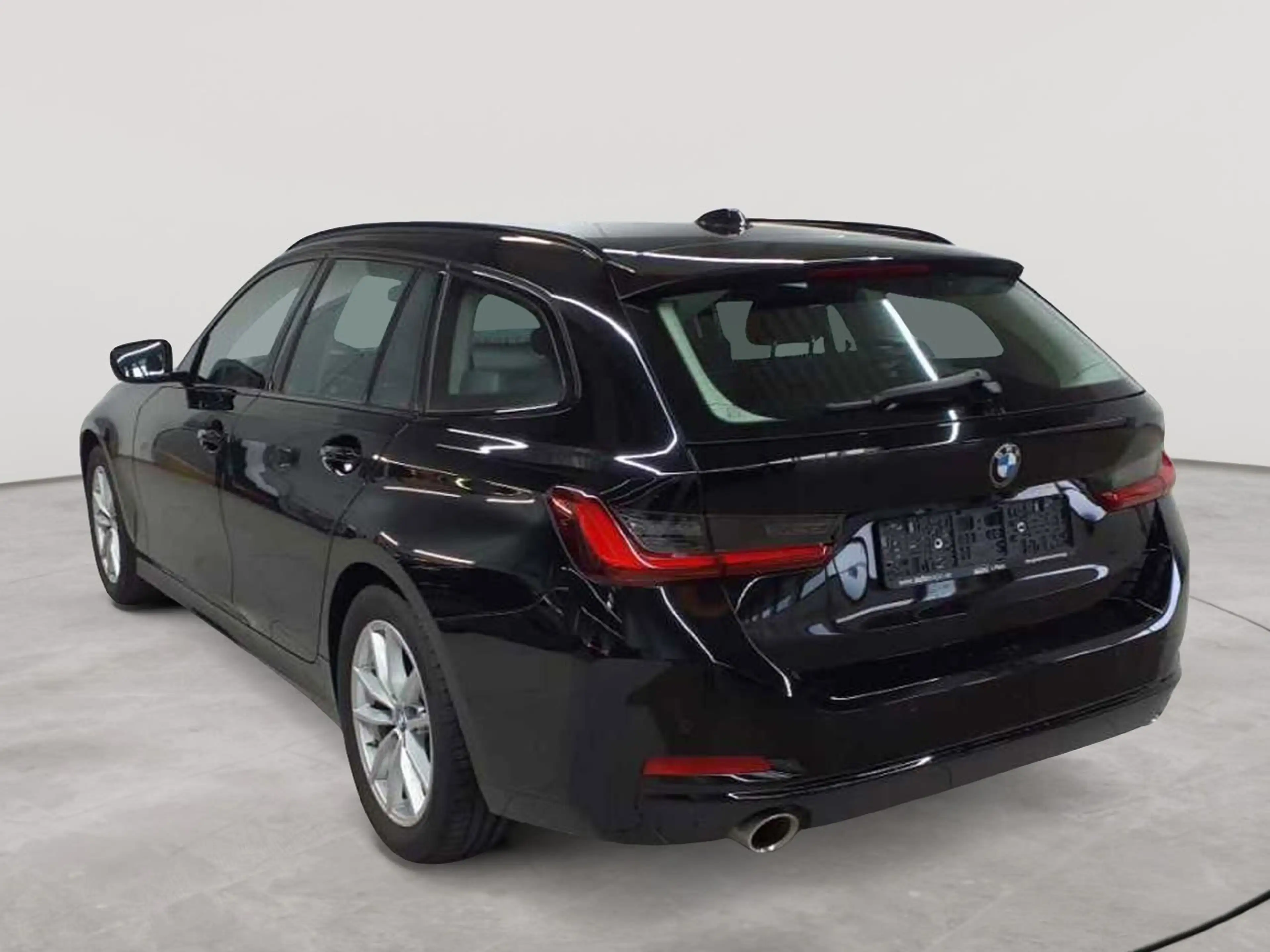 BMW 318 318i Touring Aut. AHK NAVI LED PDC KAM SHZ — photo 5