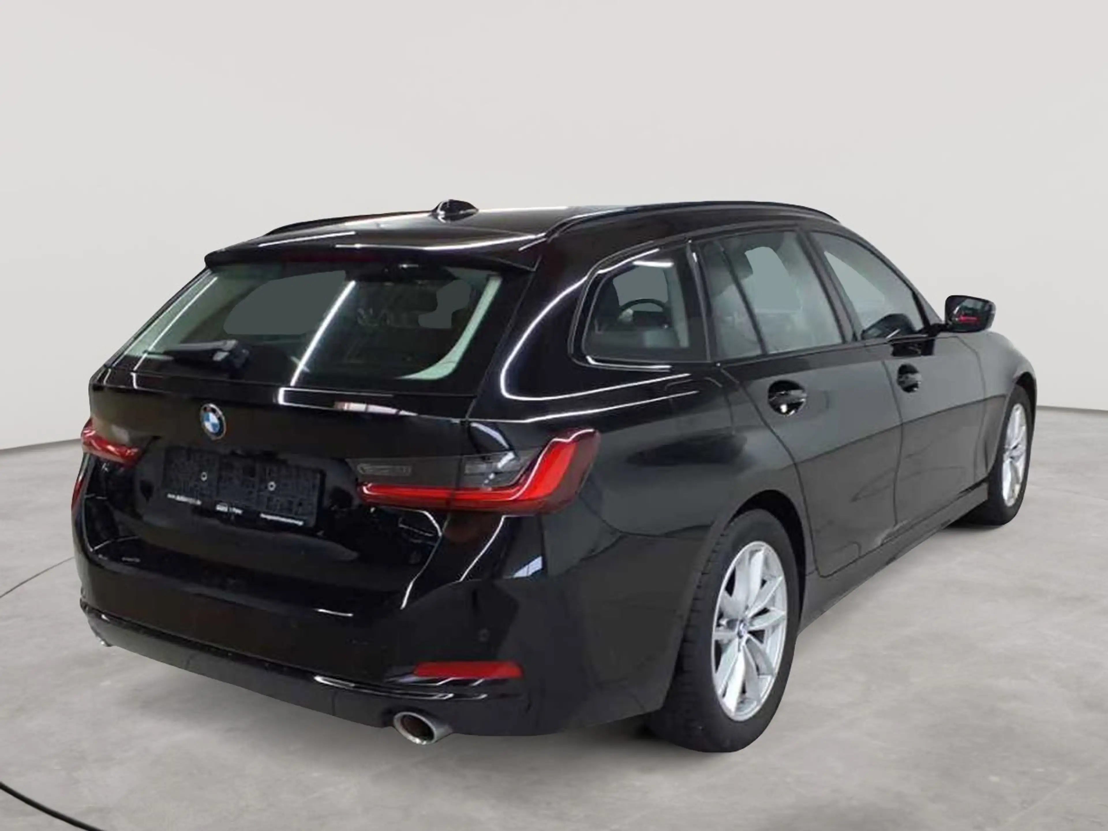 BMW 318 318i Touring Aut. AHK NAVI LED PDC KAM SHZ — photo 4