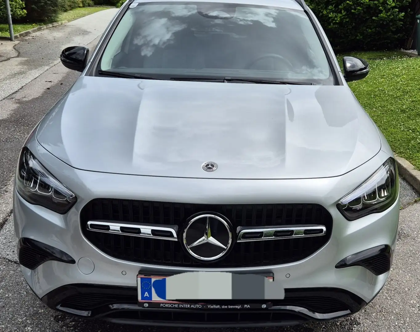 Mercedes-Benz GLA 180 GLA 180 Entry Österreich-Edition Aut. Entry Österreich-Edition Silber - 1