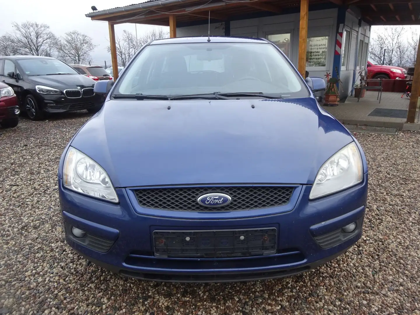 Ford Focus 1,8 Style Turnier Blau - 2