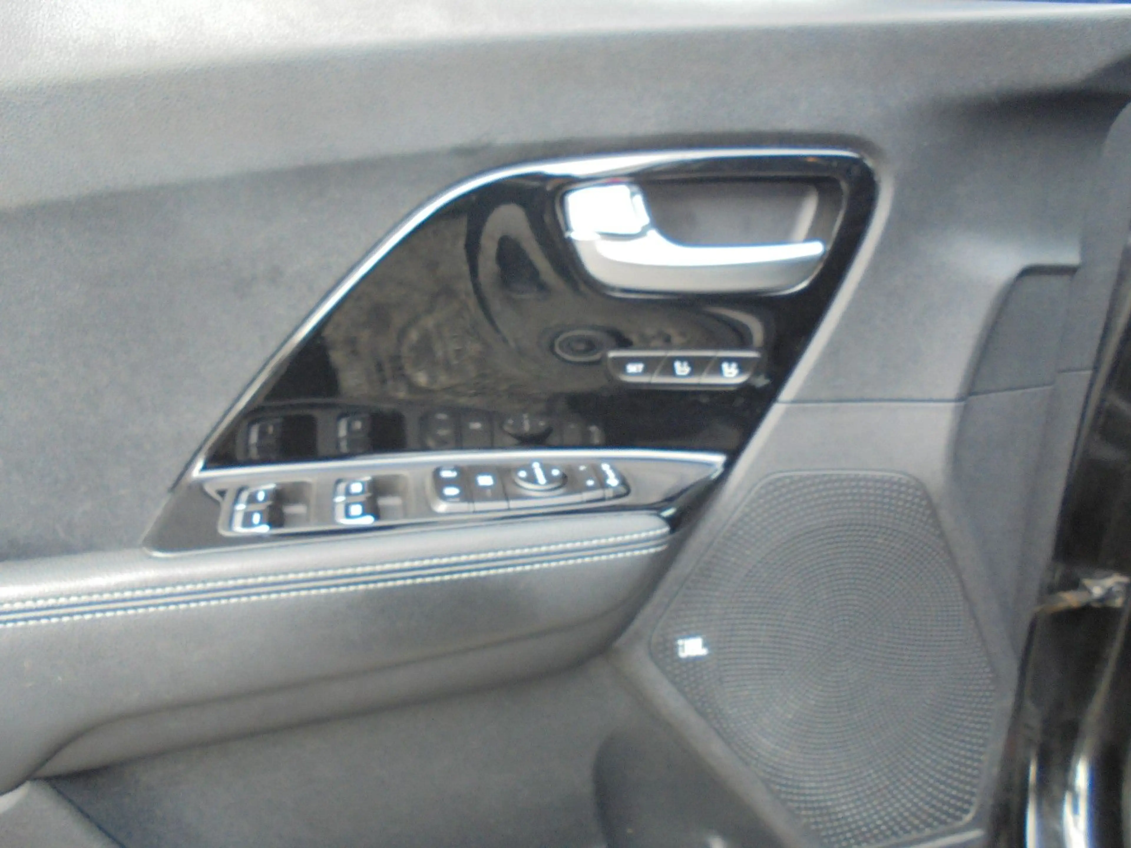 Kia Niro Spirit 1.6 HYBRID LED NAVI KAMERA — photo 9