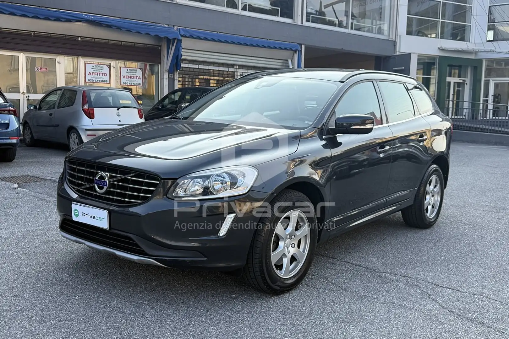 Volvo XC60 XC60 D3 Geartronic Business Plus Silber - 1