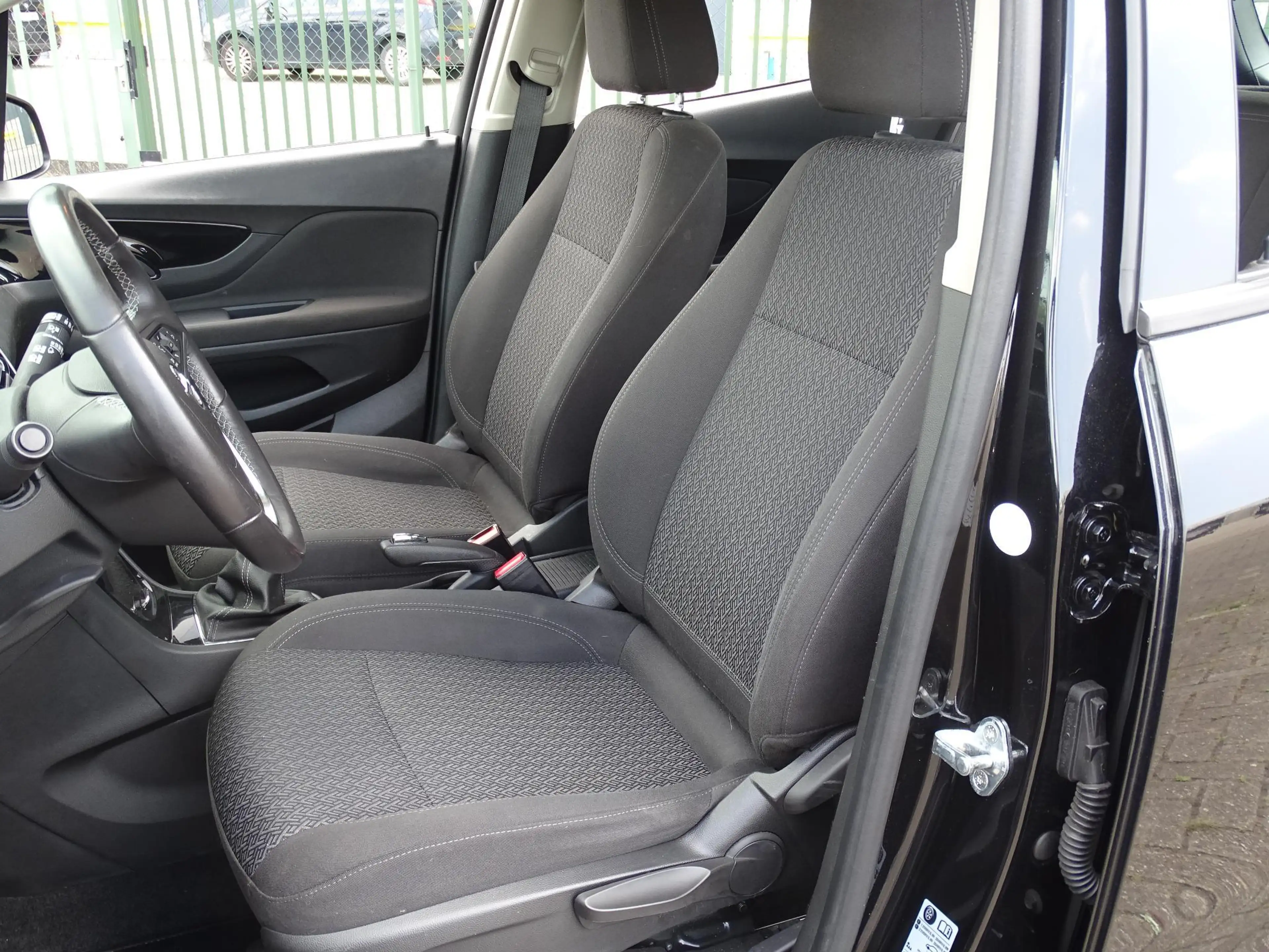 Opel Mokka X 1.4T Edition — photo 11