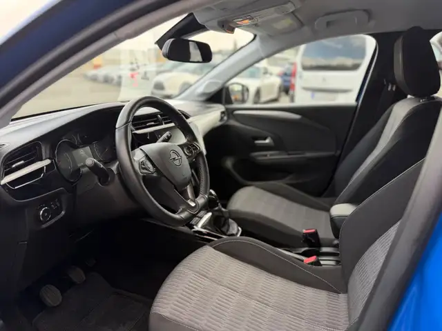 Opel Corsa view 9