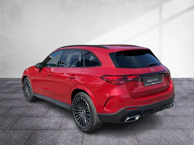 Mercedes-Benz GLC 220 d 4M AMG-Line NP: 85.248 DISTR LRHZG PANO Ansicht 4