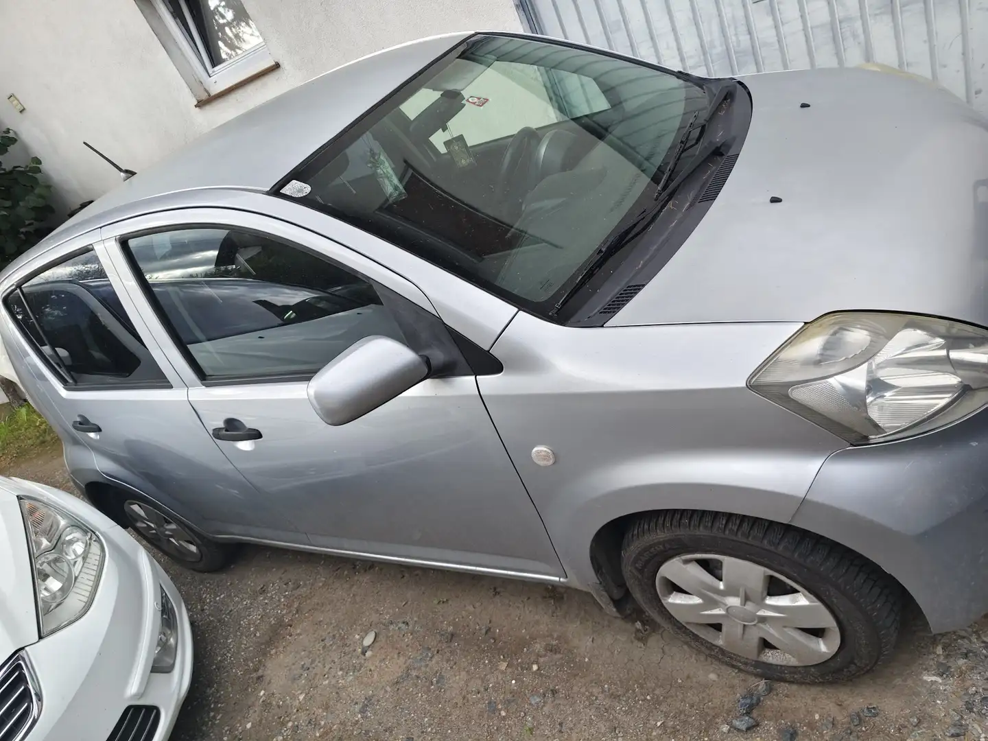 Daihatsu Sirion 1,3 Top - 1