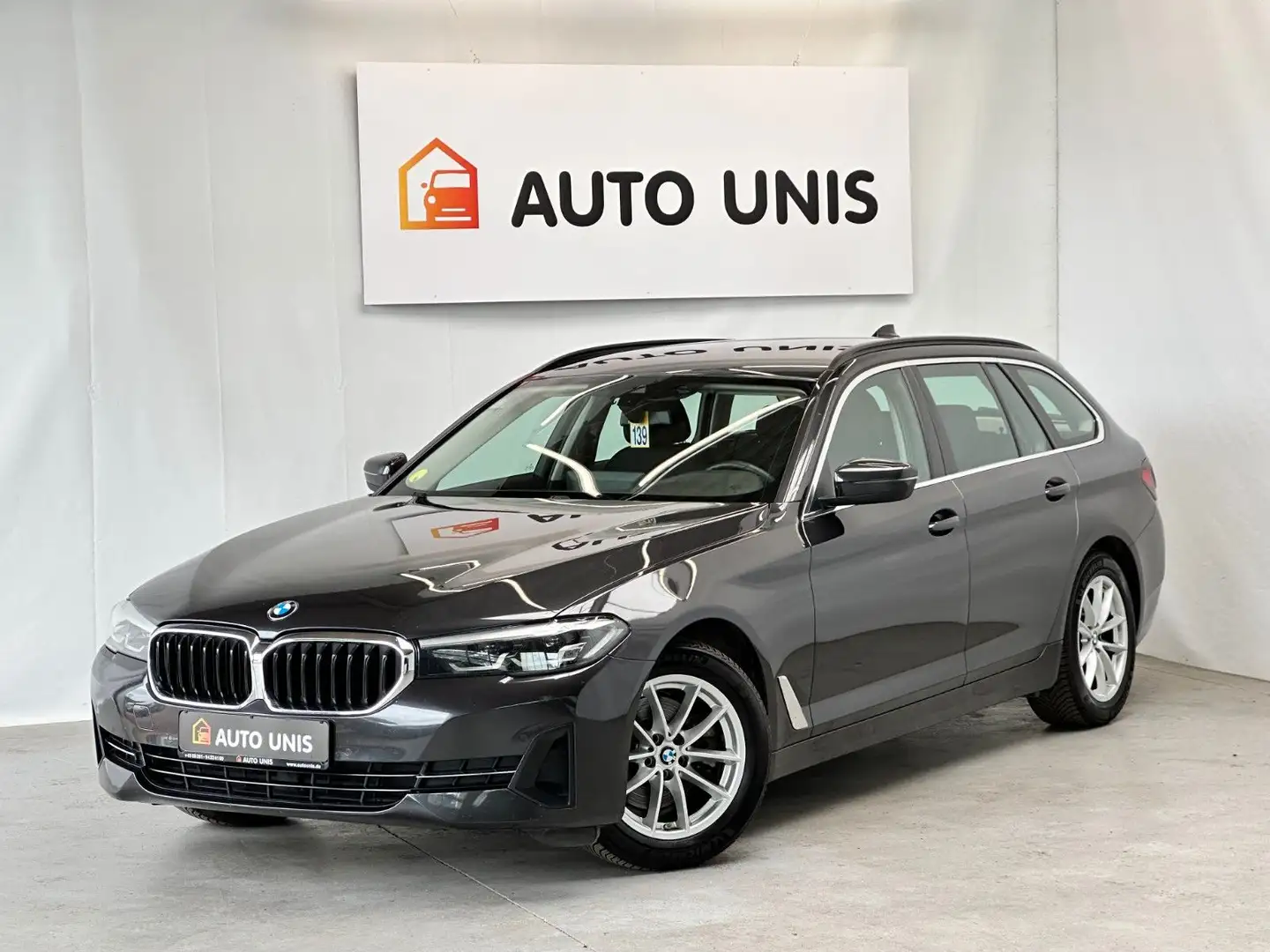 BMW 520 d Touring Active Guard*Klima*Scheckheft*1Hand Grau - 1