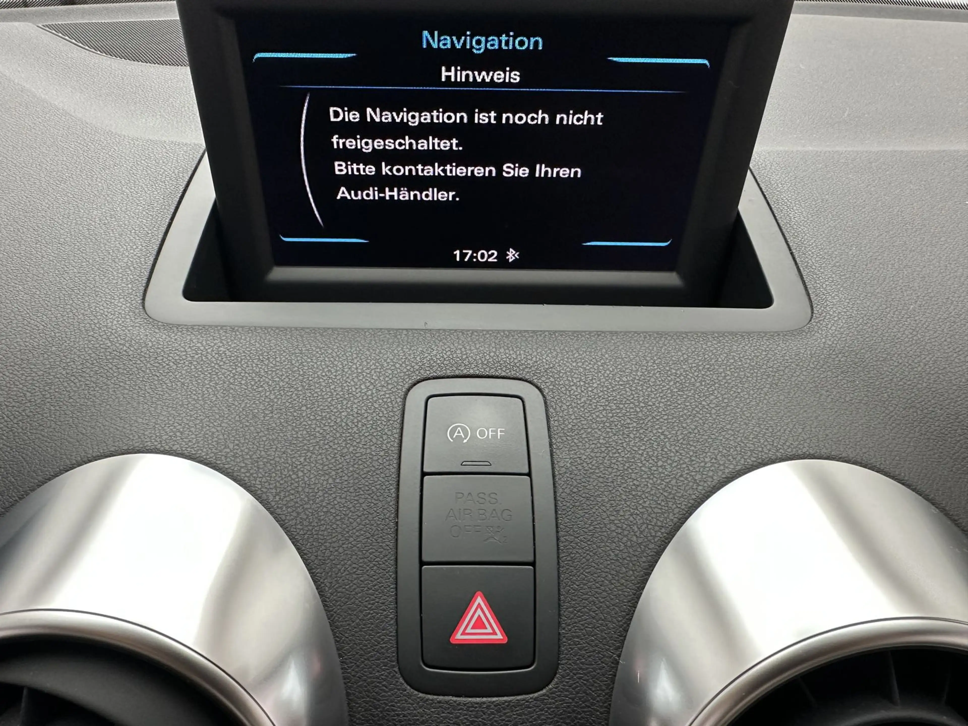 Audi A1 ambition"SITZH-PDC-MULTI-ALU-4SEASON-TÜV NEU" — photo 15