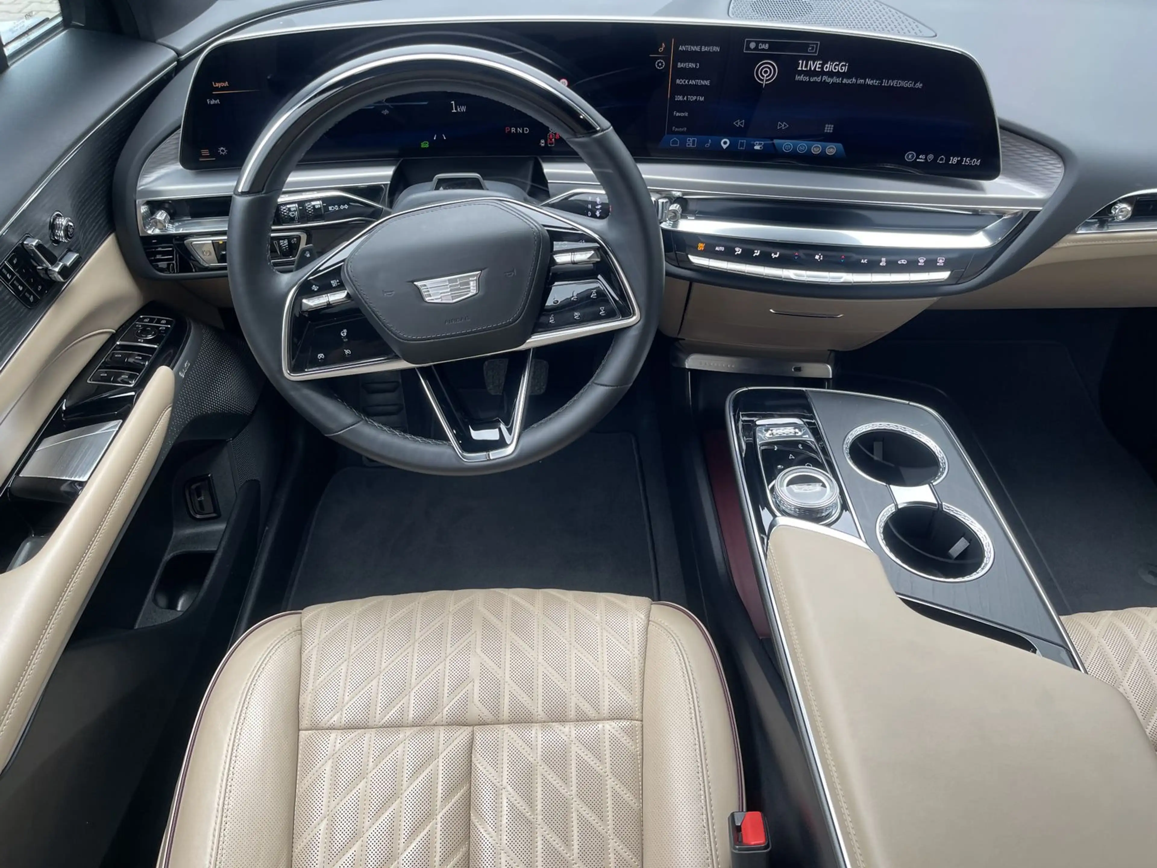 Cadillac Lyriq Sport 600e AWD | schwarze Felgen — photo 8