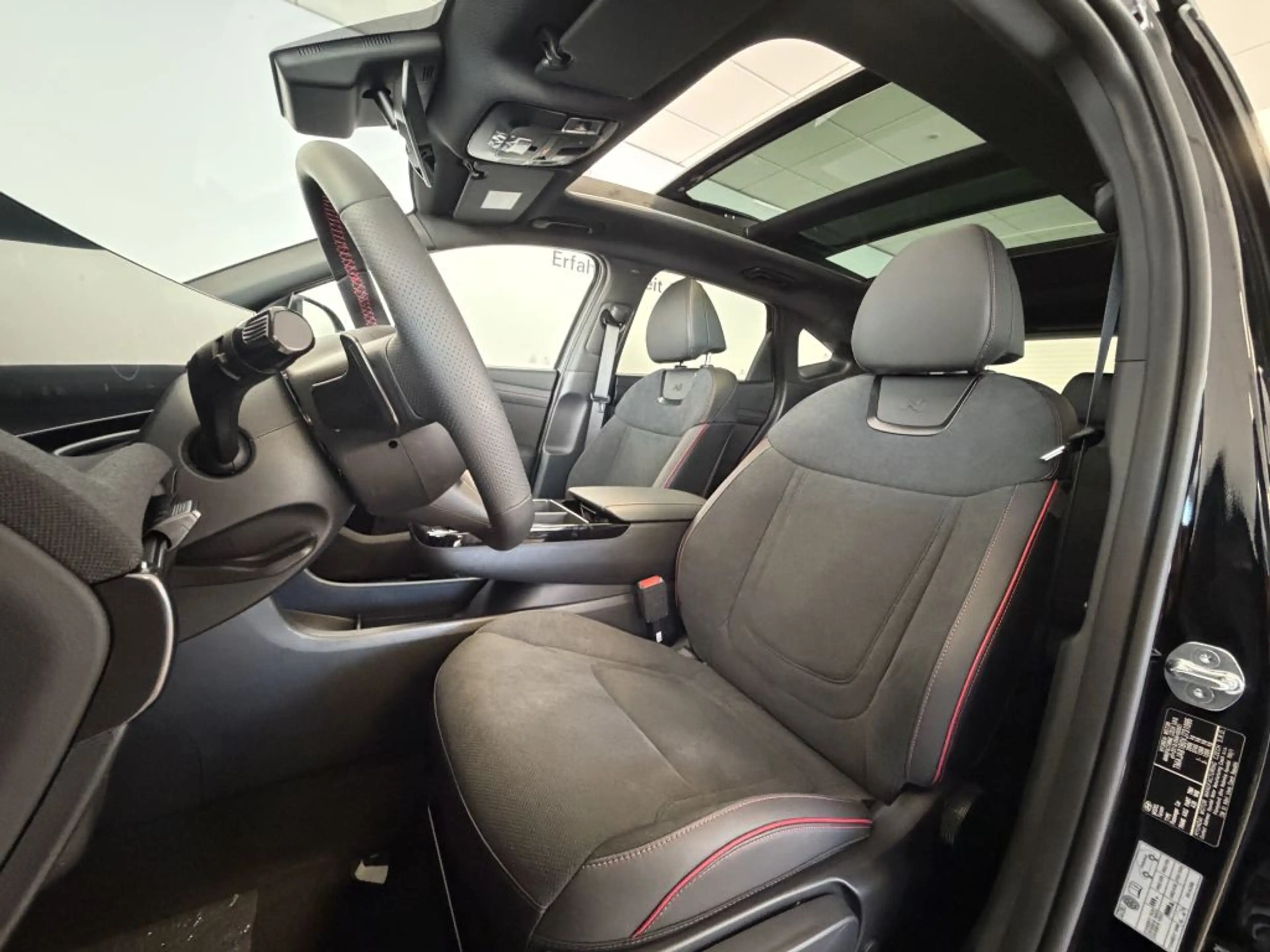 Hyundai TUCSON 1.6 T-GDi 2WD DCT N Line + Schiebedach + — photo 9