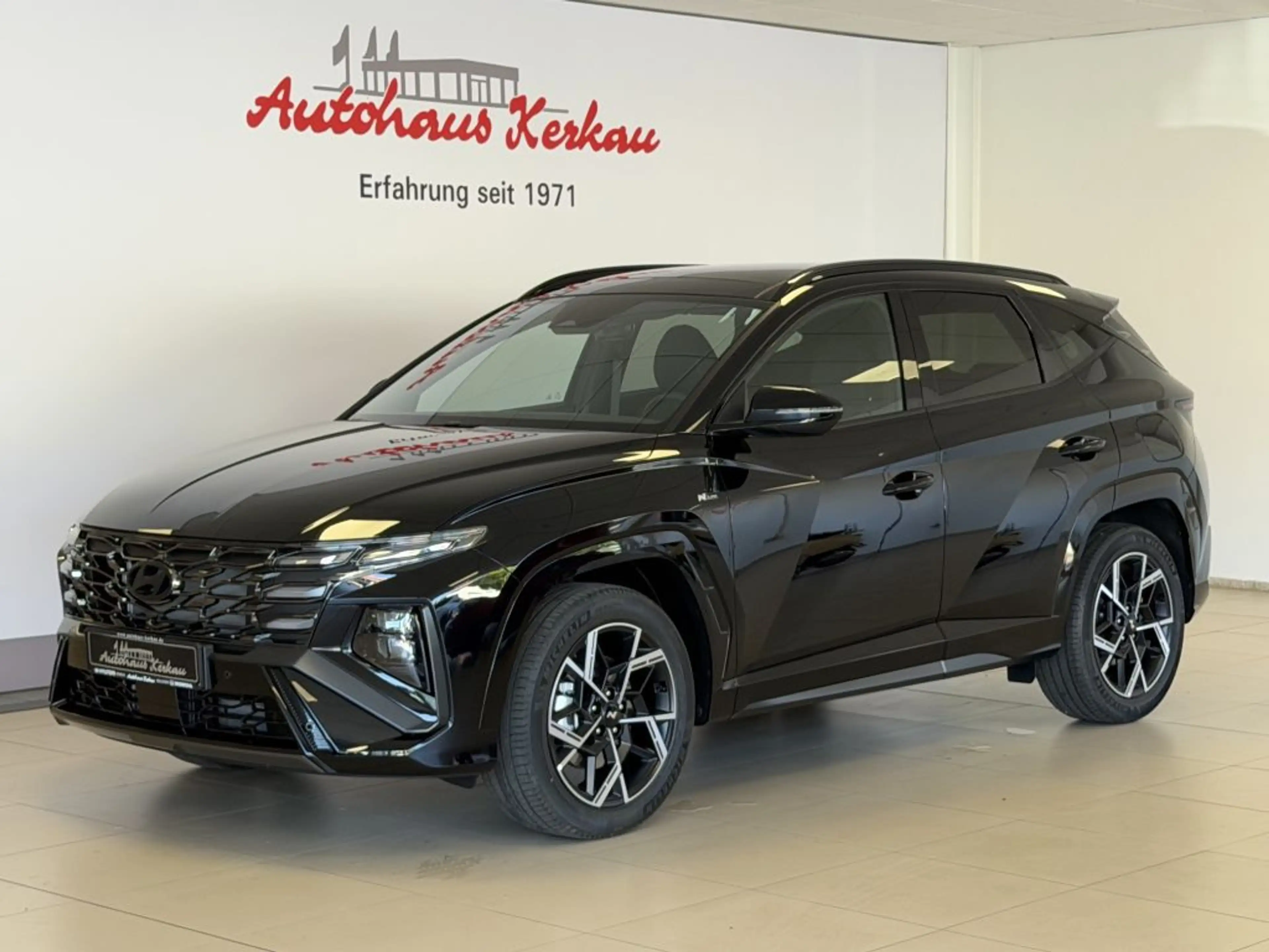 Hyundai TUCSON 1.6 T-GDi 2WD DCT N Line + Schiebedach +