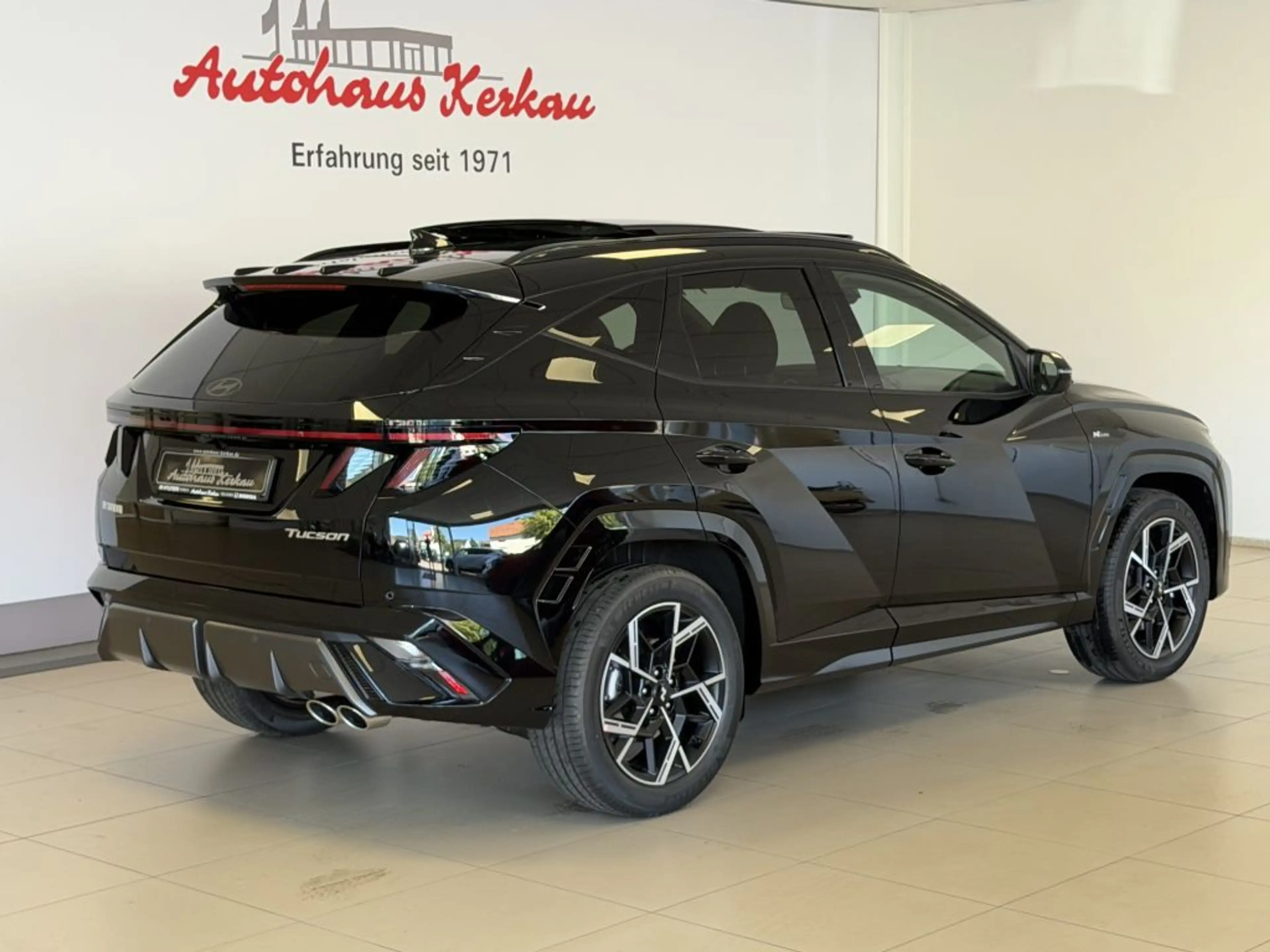 Hyundai TUCSON 1.6 T-GDi 2WD DCT N Line + Schiebedach + — photo 11