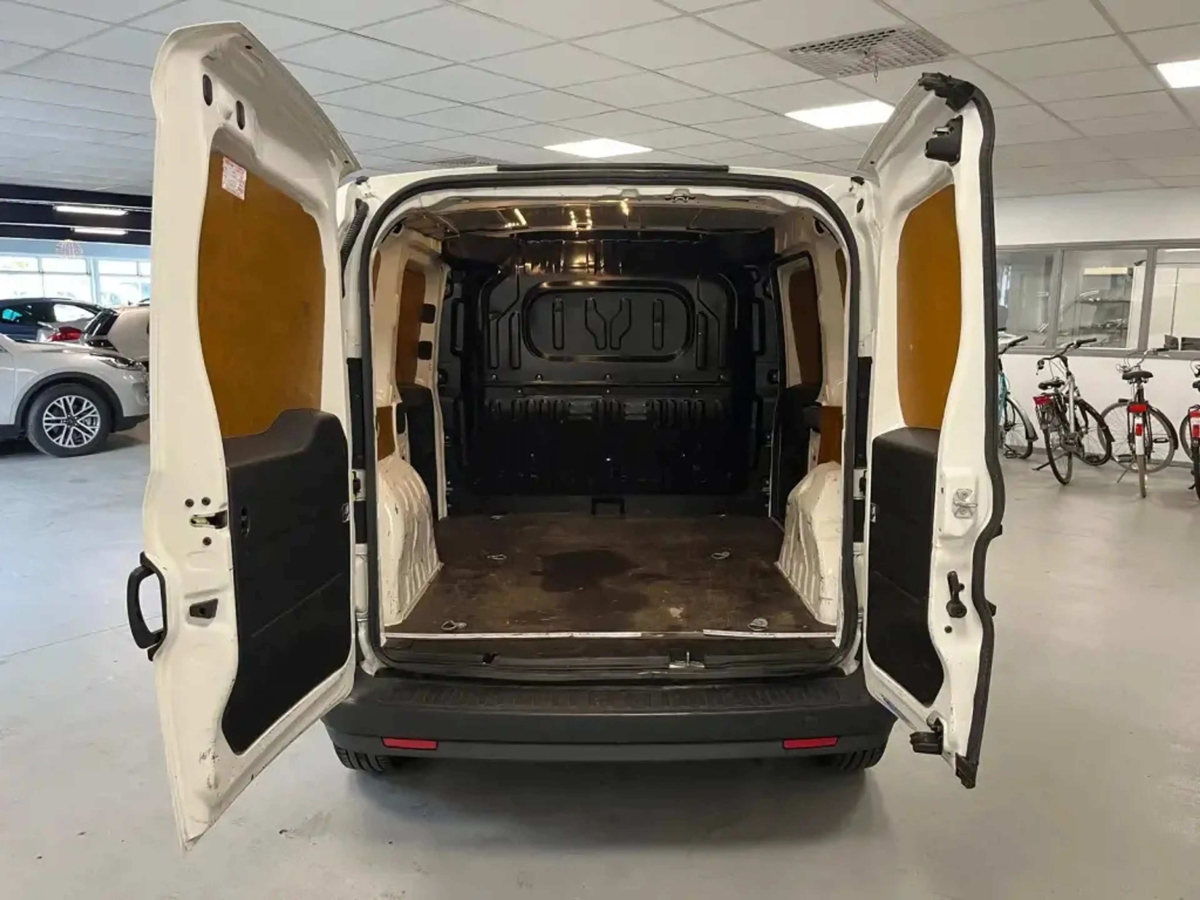 Fiat Doblo Cargo 1.3 MJ L1H1 Actual — photo 2