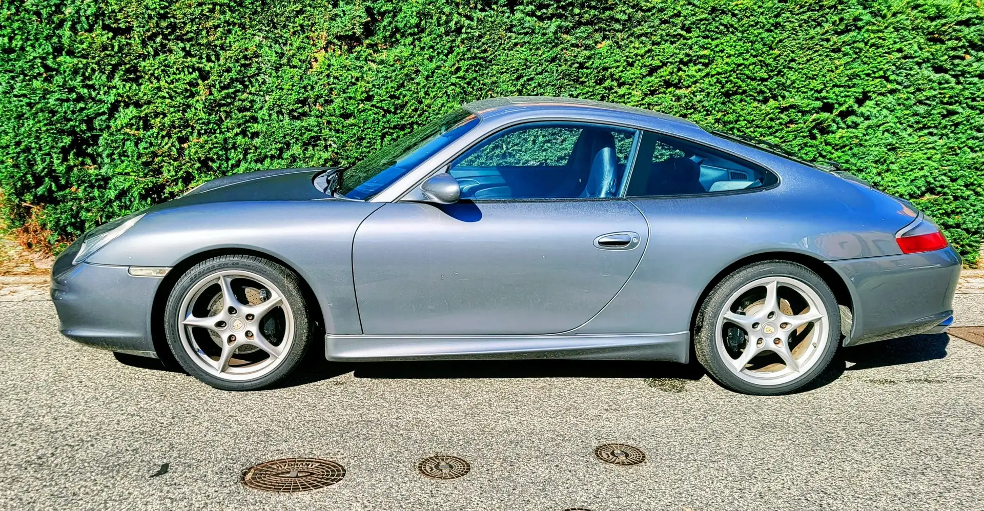 Porsche 996 911 Carrera Grau - 1