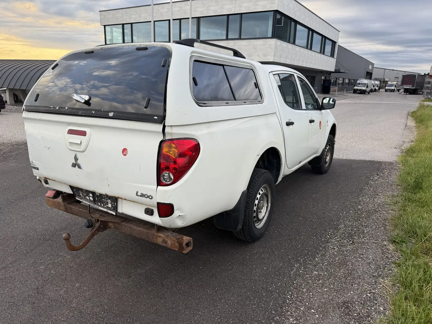 Mitsubishi L200 DK 2,5 D - 2