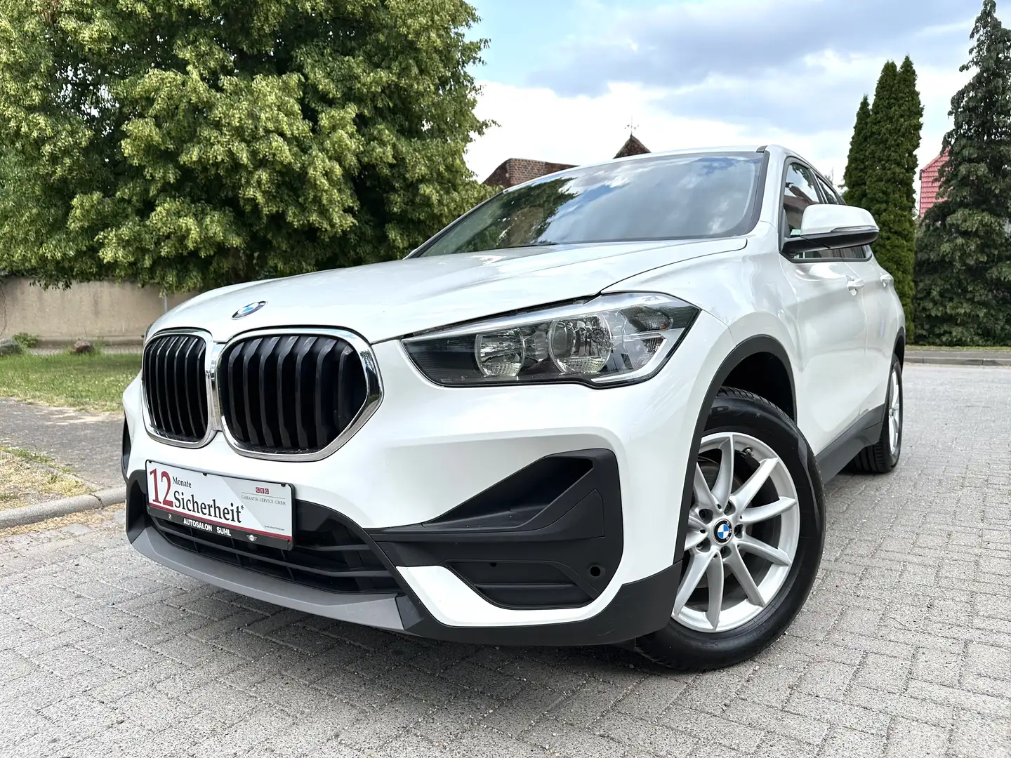 BMW X1 xDrive 18 d Advantage 1.HAND|ALLRAD|NAVI|GARANTIE Weiß - 1