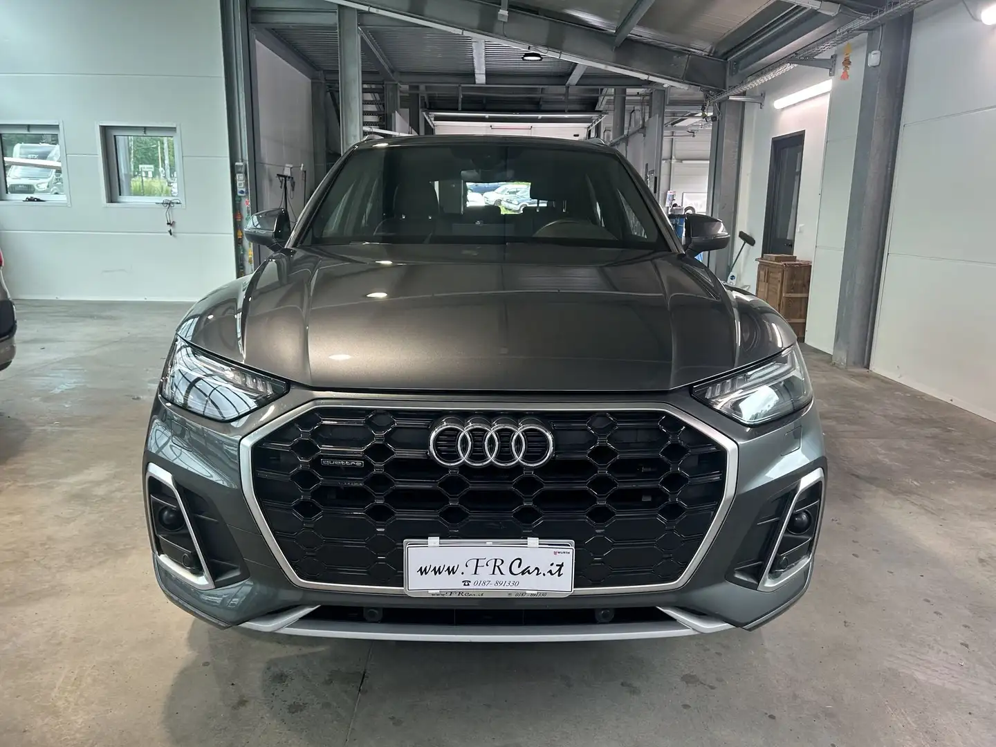 Audi Q5 40 TDI 204 CV quattro S tronic Gris - 2