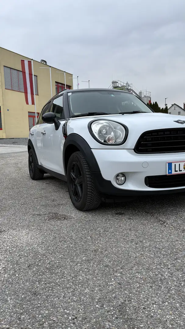 MINI One Countryman - 1