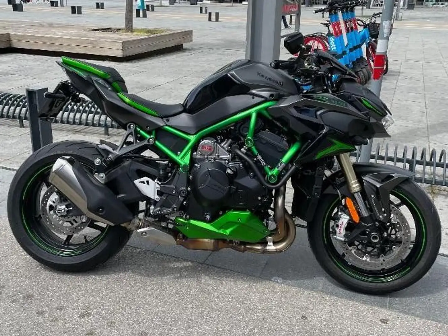 Kawasaki Z H2 Zöld - 1