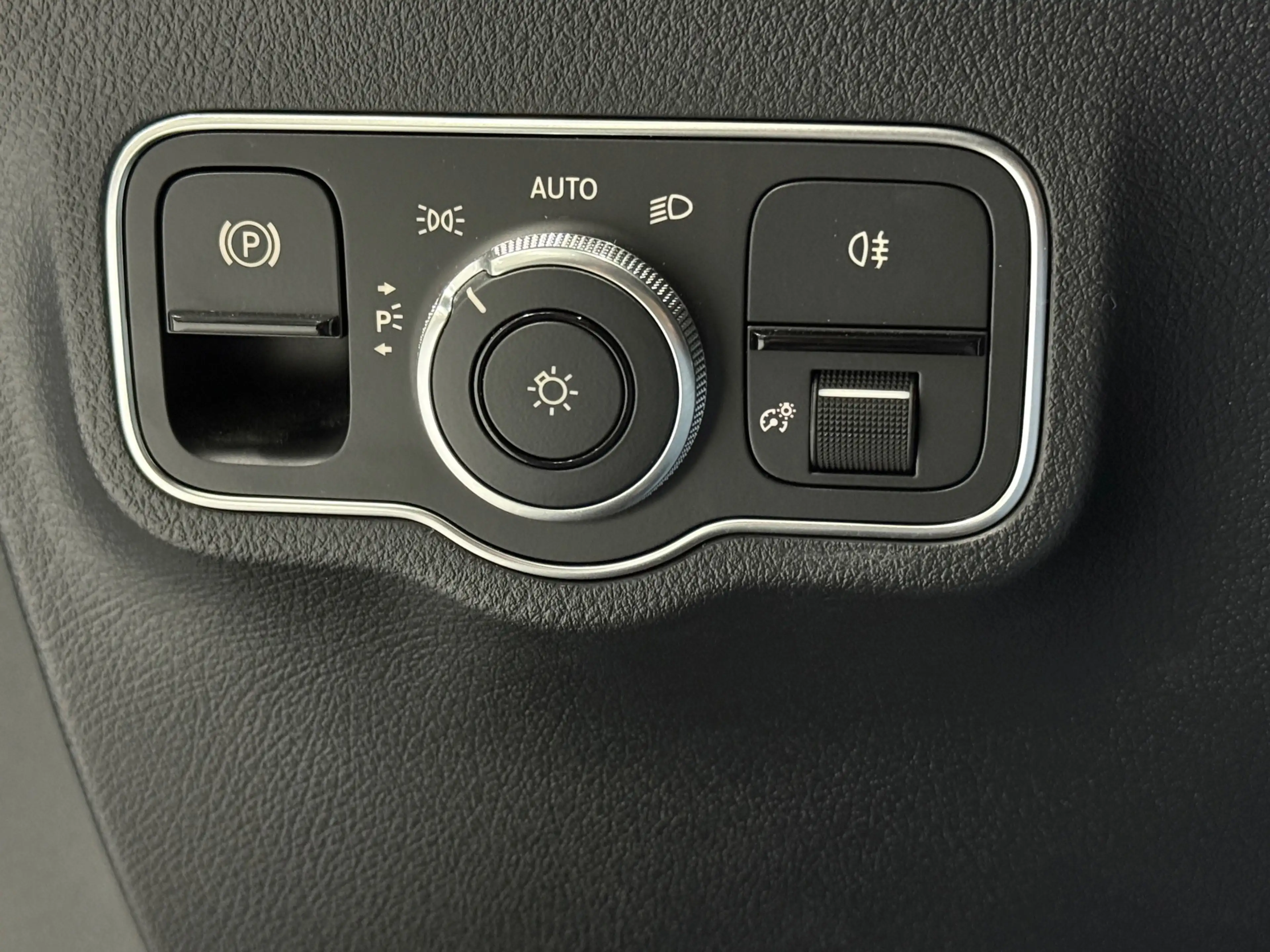 Mercedes-Benz GLA 250 e Luxury Line PHEV AUT Navi Camera Elek. Trekhaak — photo 13