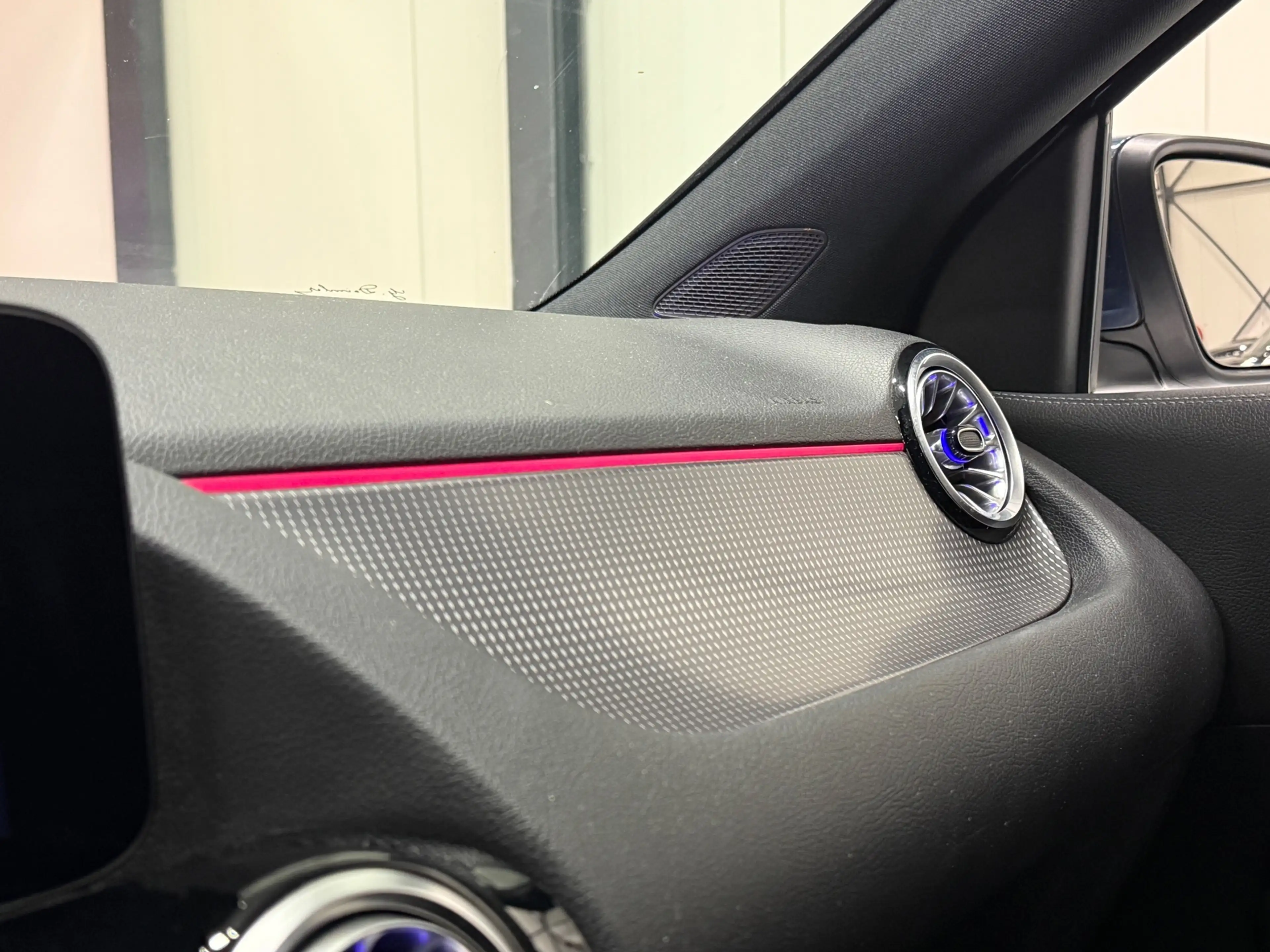 Mercedes-Benz GLA 250 e Luxury Line PHEV AUT Navi Camera Elek. Trekhaak — photo 26