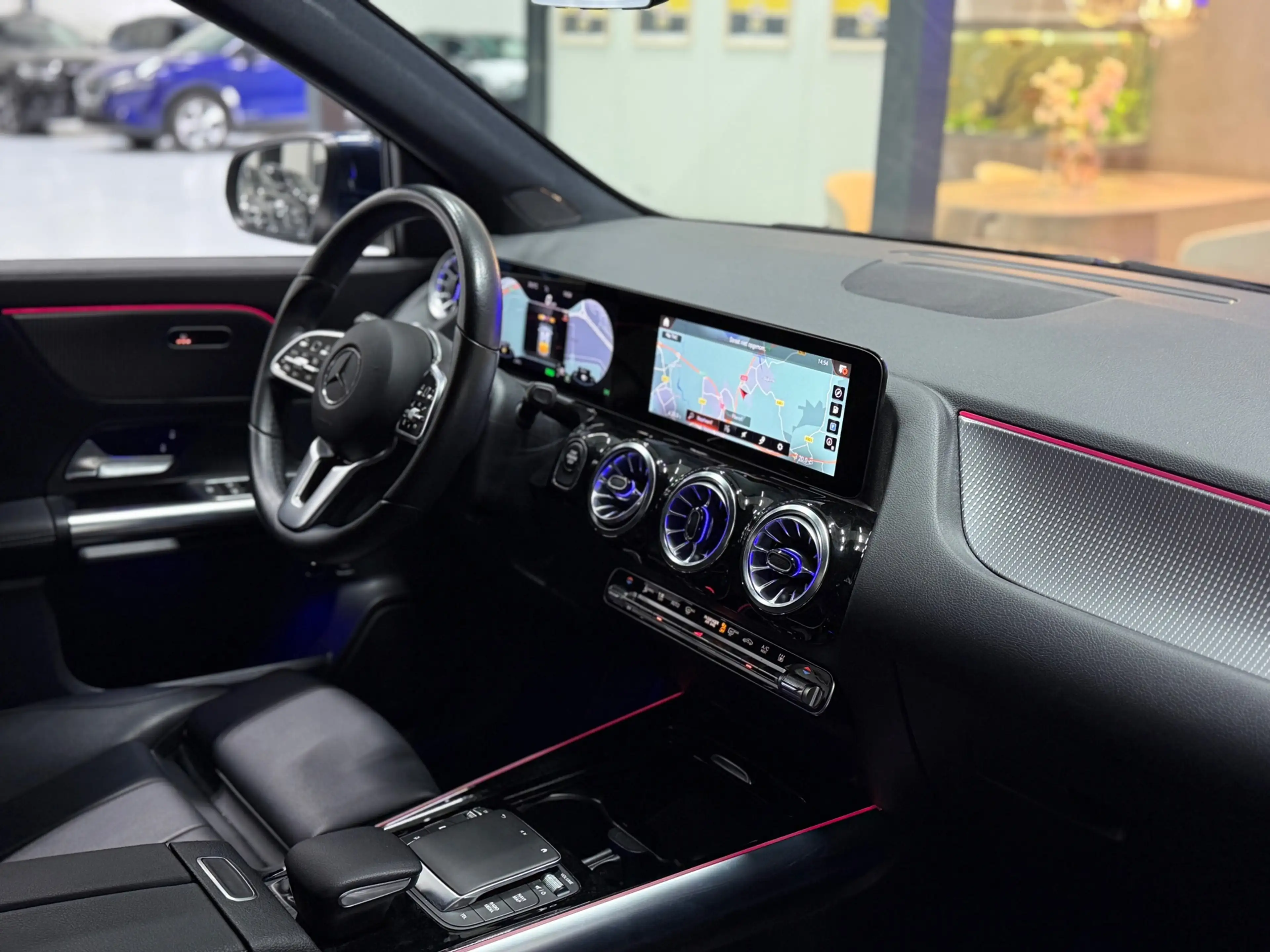 Mercedes-Benz GLA 250 e Luxury Line PHEV AUT Navi Camera Elek. Trekhaak — photo 20