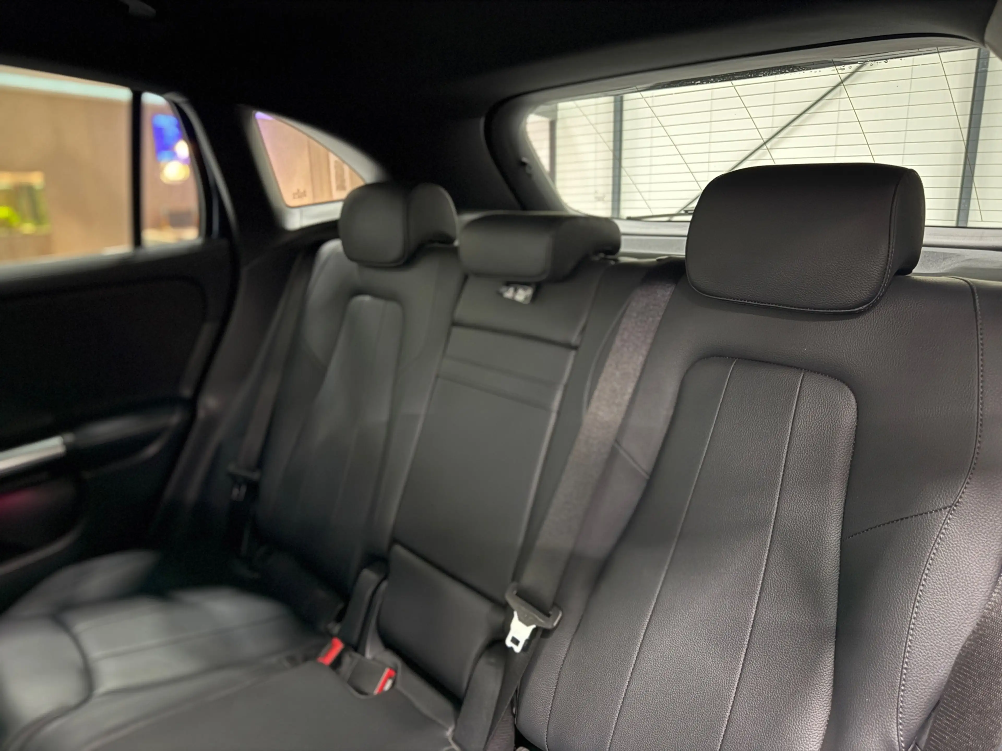 Mercedes-Benz GLA 250 e Luxury Line PHEV AUT Navi Camera Elek. Trekhaak — photo 39
