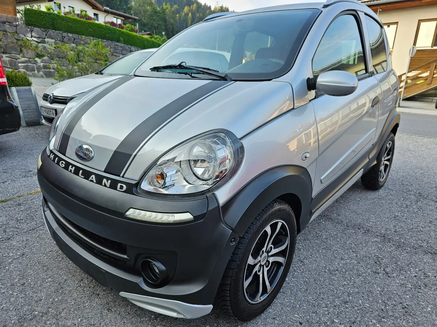 Microcar M.Go 2 Highland neues Pickerl TOP Zustand DCI Sport Silber - 1