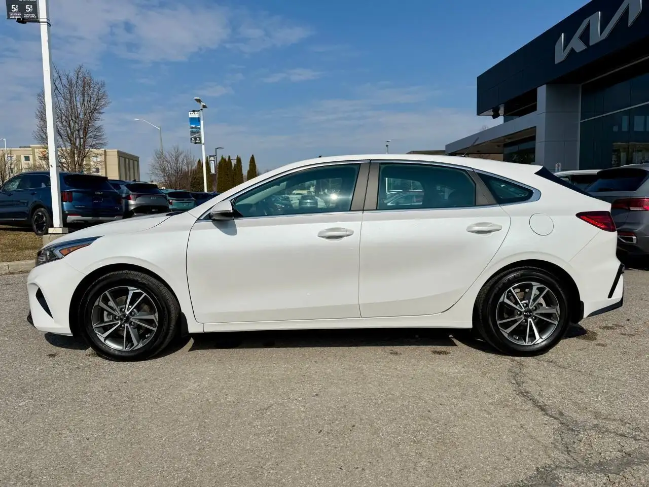 Kia Forte снимка Kia Forte