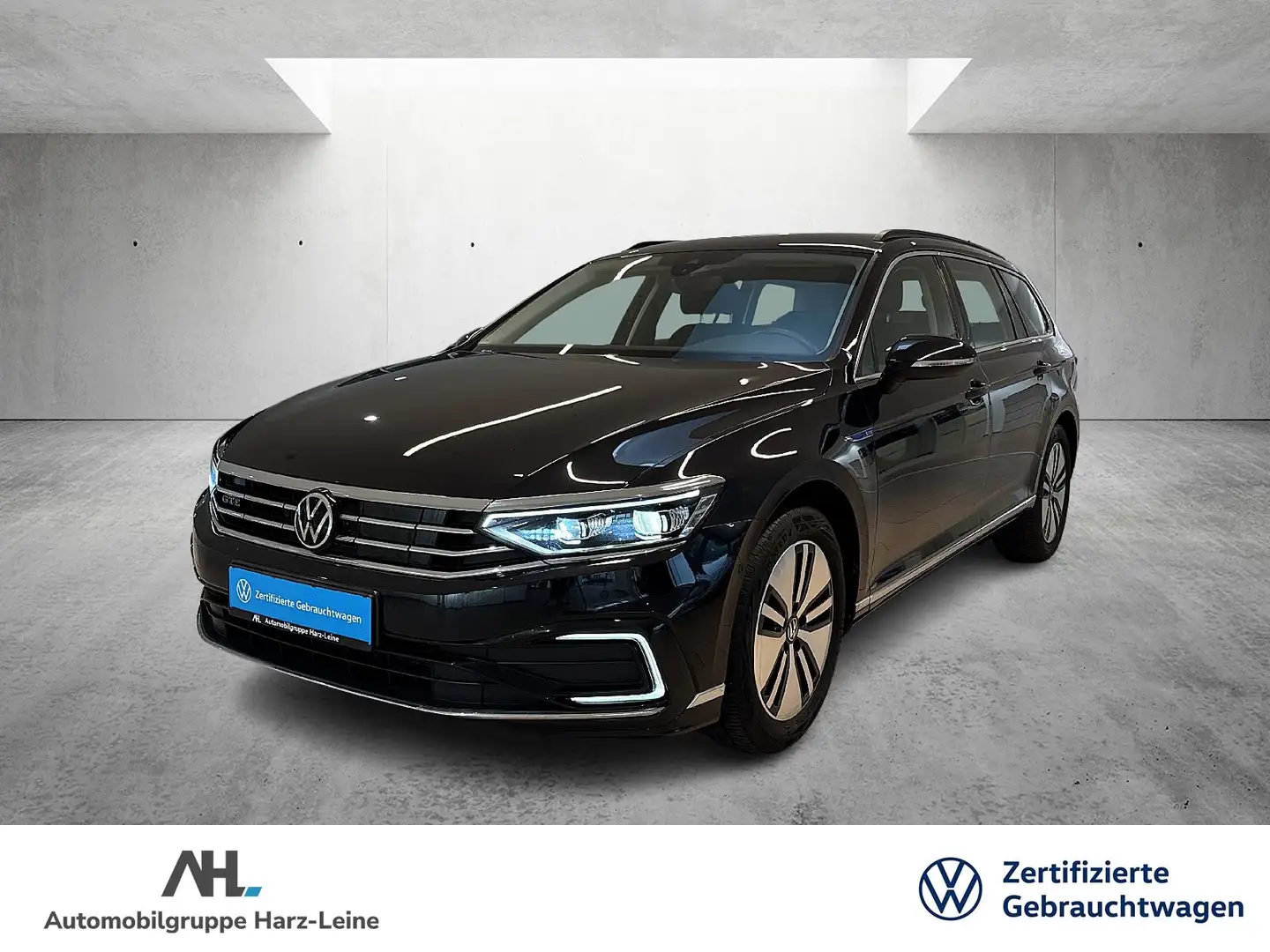Volkswagen Passat Variant 1.4 eTSI GTE IQ.Light RFK Navi DSG ACC Noir - 1