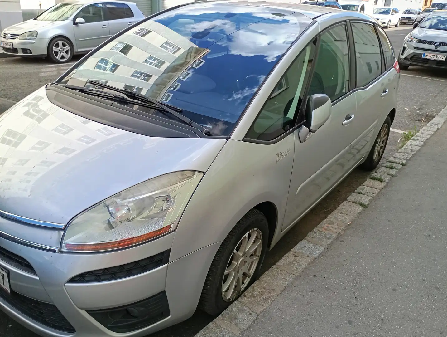 Citroen C4 Picasso C4 Picasso 1,6 emotion HDi FAP EGS6 emotion - 1