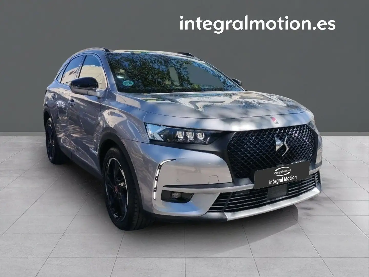 DS Automobiles DS 7 Crossback 1.5BlueHDi Performance Line Aut. Gri - 2