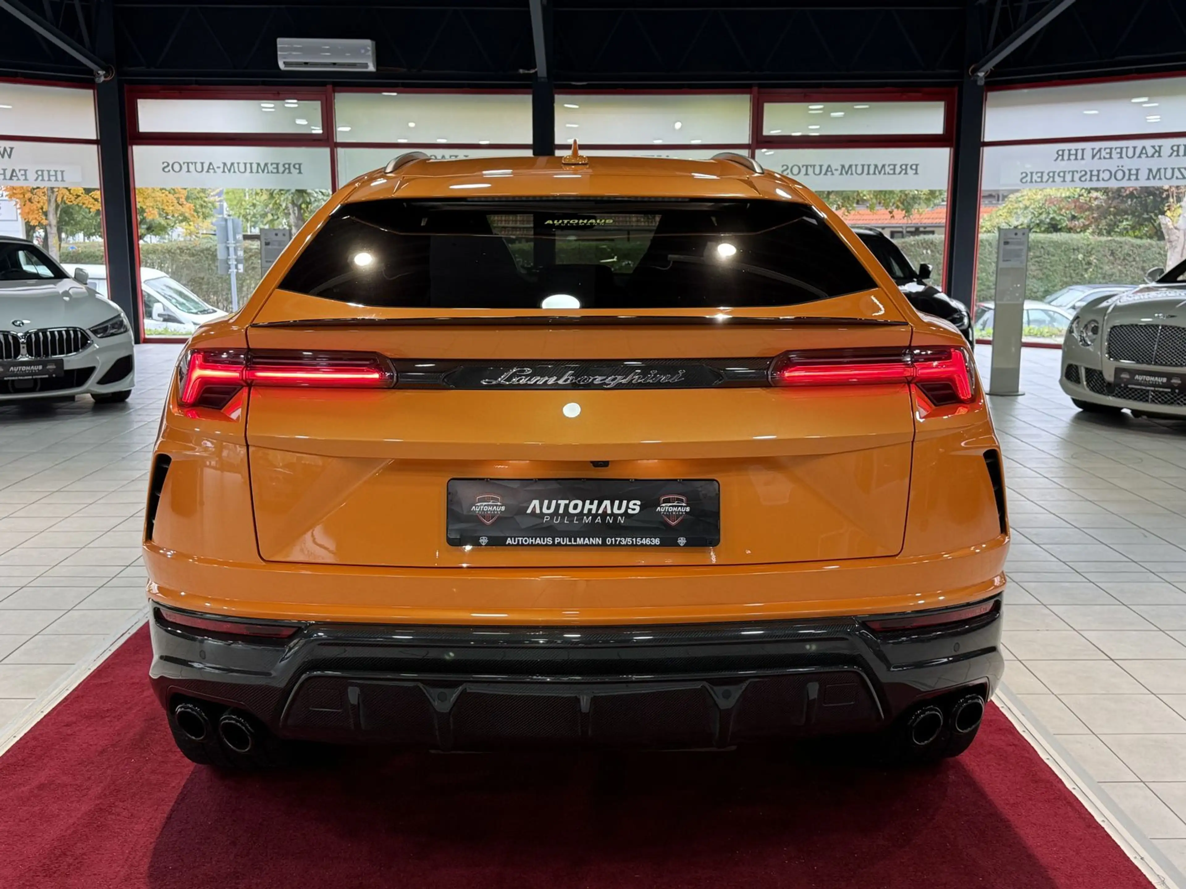 Lamborghini Urus Carbon Paket Interieur&Exterieur +PANO+B&O+ — photo 4